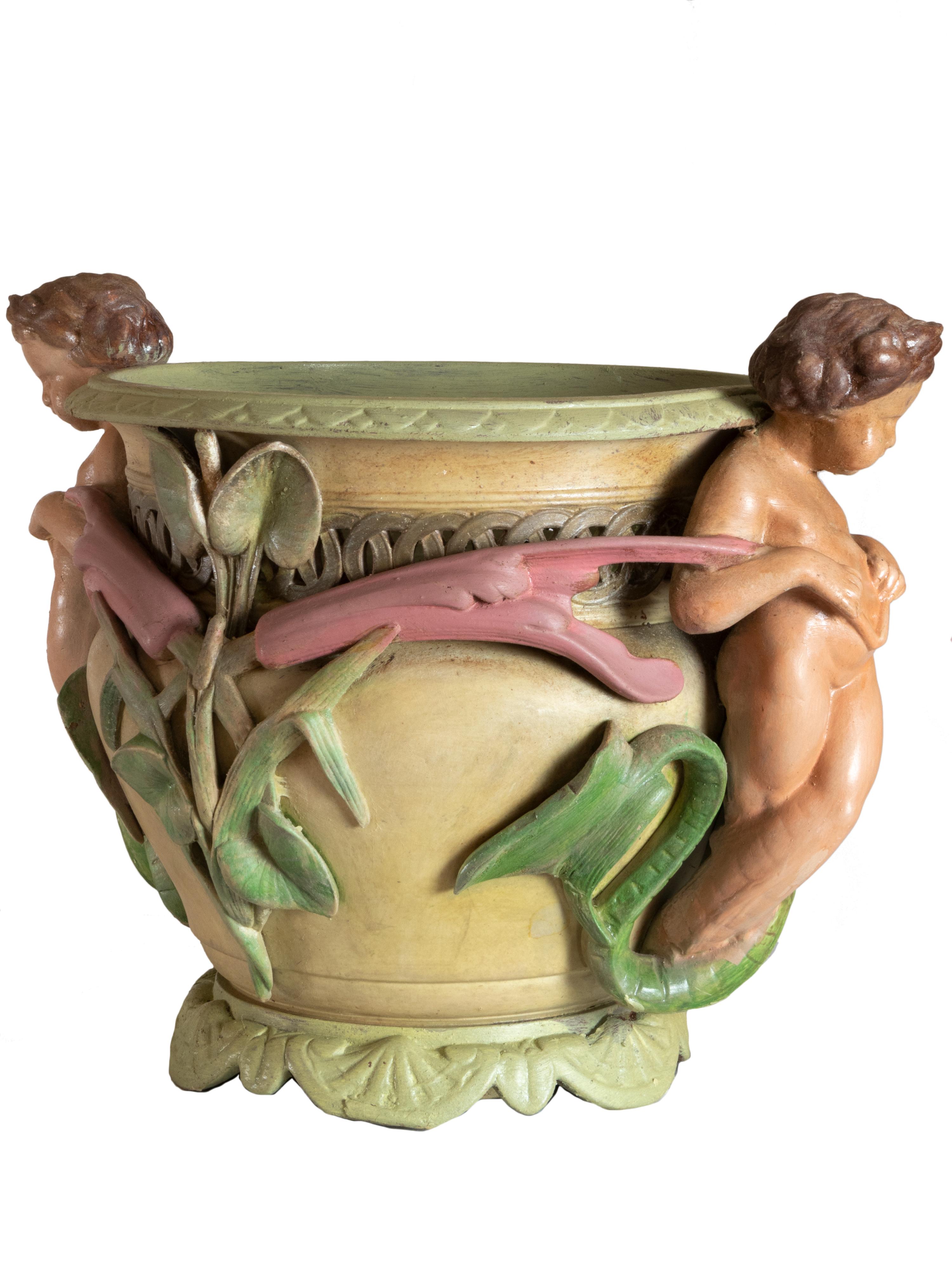 Jardinera Art Nouveau con Querubines y Follaje, Siglo XX siglo XX en venta