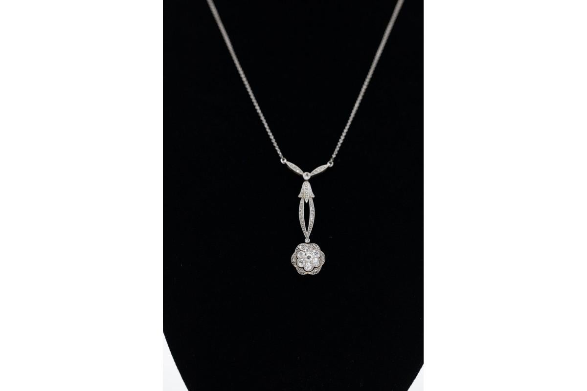 Taglio antico europeo Art Nouveau Platinum Necklace with Diamonds, circa 1900. in vendita
