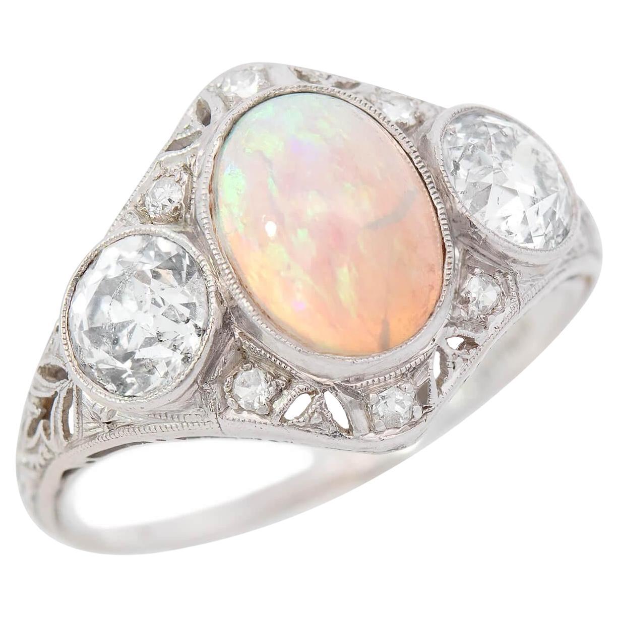 Jugendstil Platin Opal und Diamant Filigraner Ring