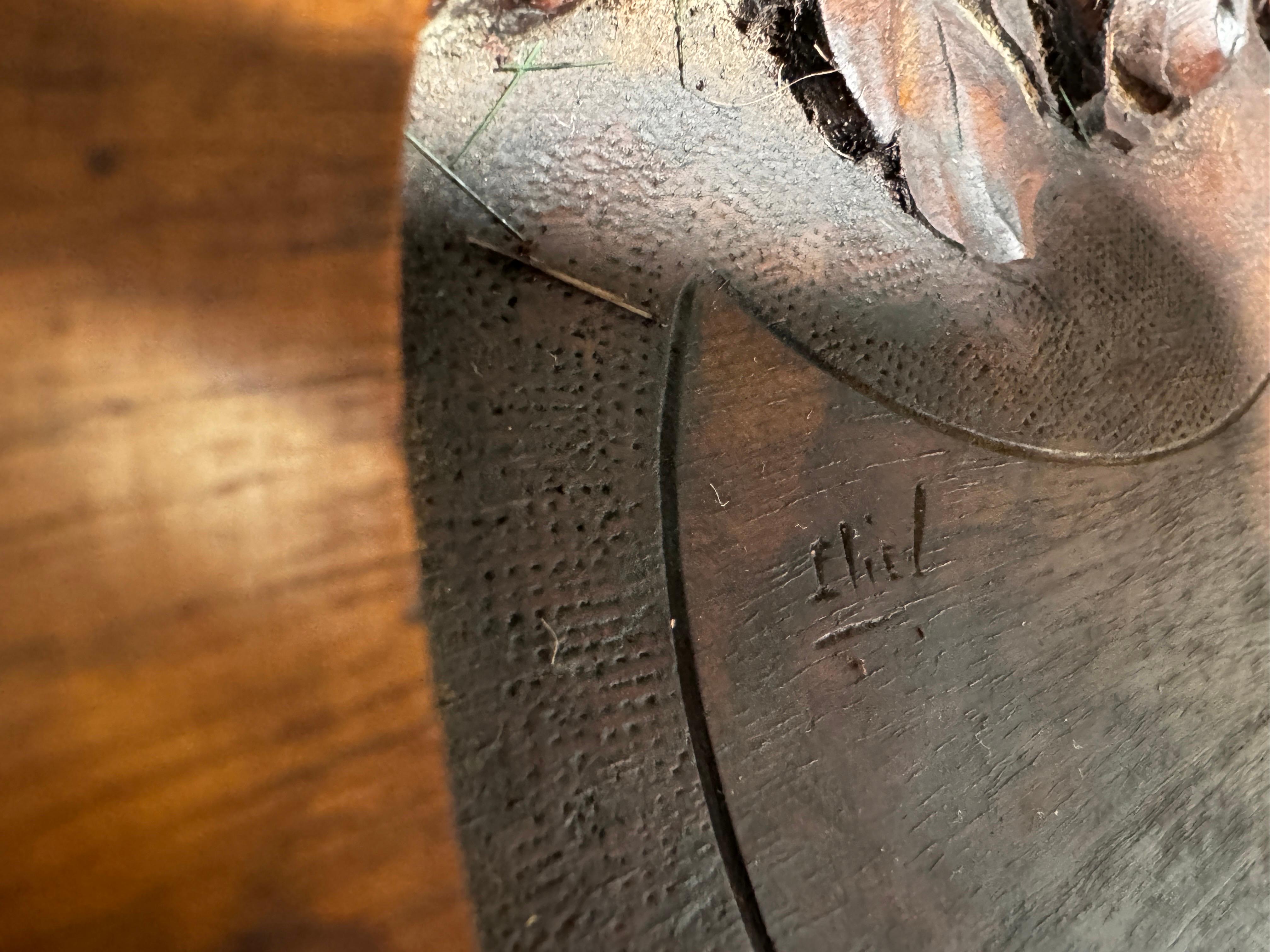 Plato Art Nouveau de Madera, Color Marrón, Francia circa 1930, Tallado a Mano, Firmado en Bueno estado para la venta en Auribeau sur Siagne, FR