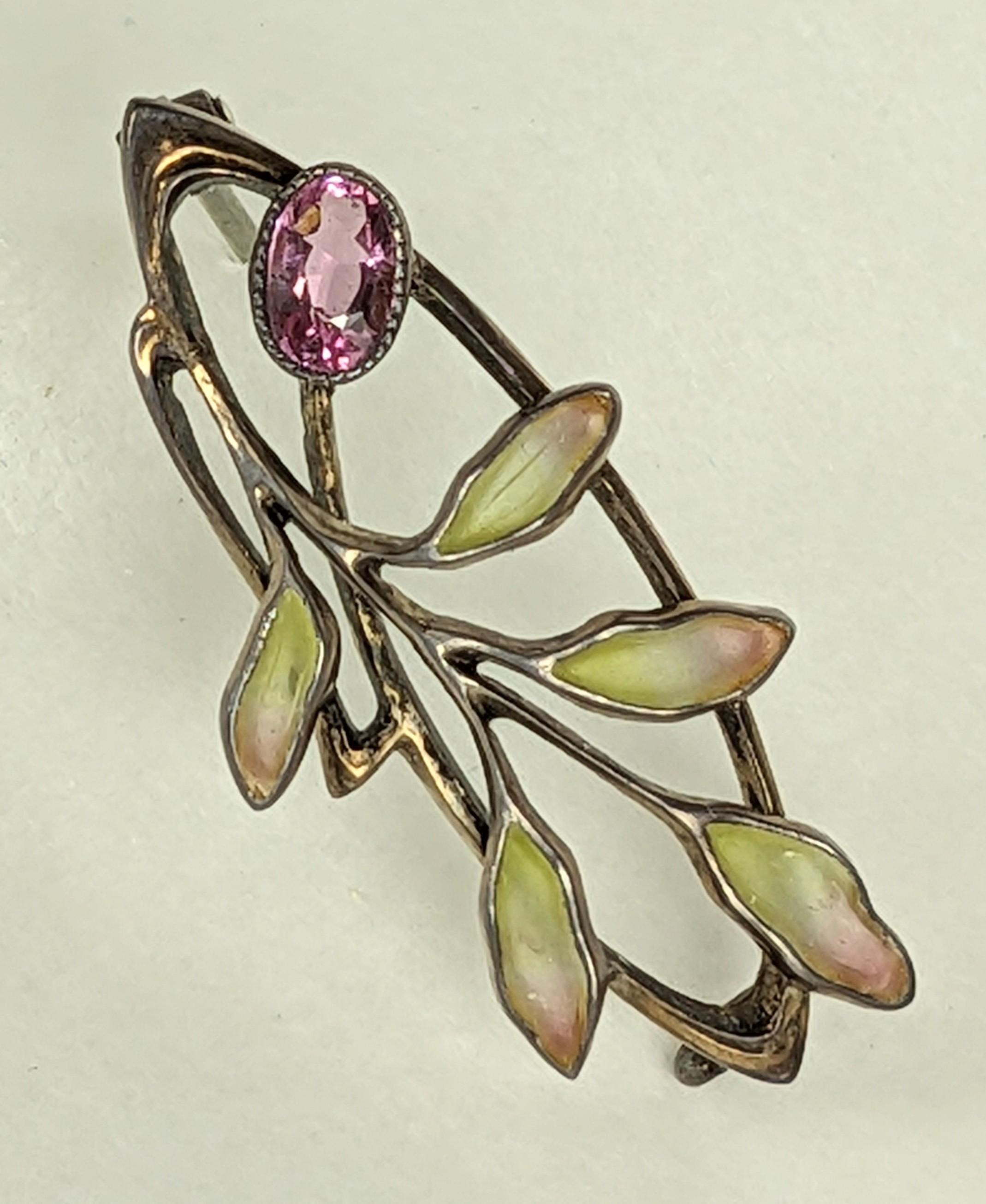 Art Nouveau Plique a Jour Brooch In condizioni ottime in vendita a New York, NY