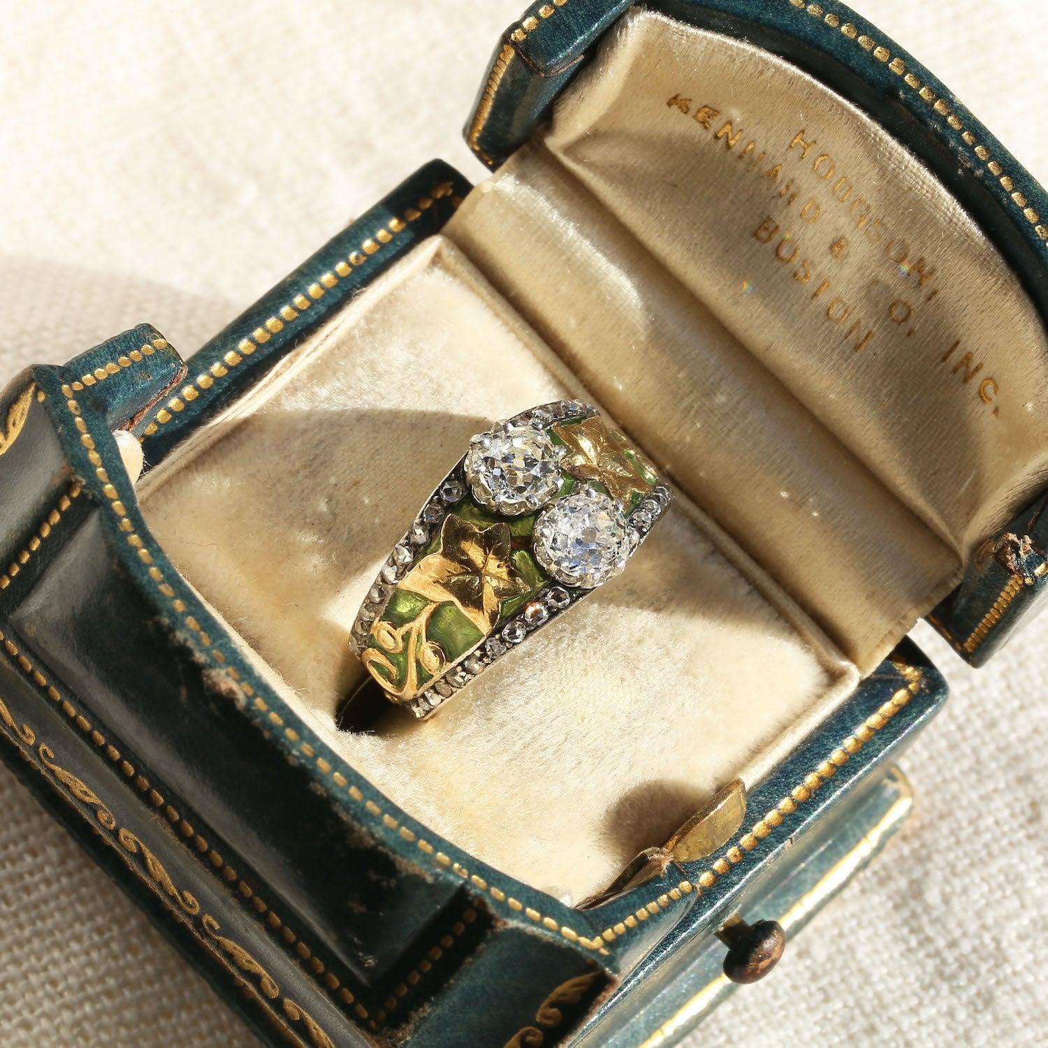Art Nouveau Plique à Jour Emaille Diamant Ring Größe M (52) Damen im Angebot