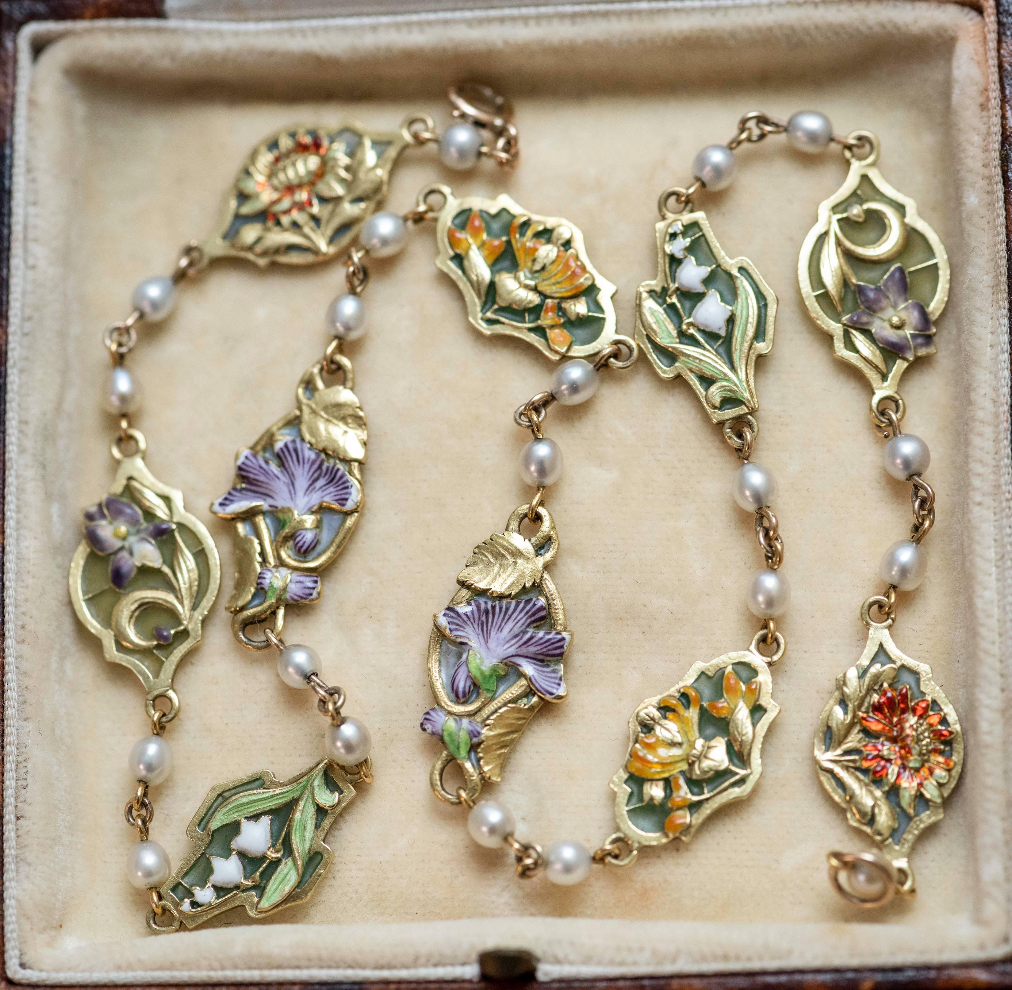 Art Nouveau Plique-a-Jour Enamel, Pearl and Yellow Gold Flower Necklace 1