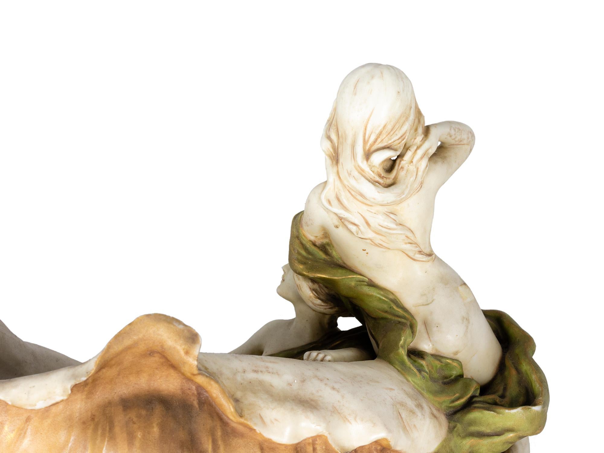 Porcelaine Centre de table Art Nouveau avec nymphes par Royal Dux Bohemia, années 1900 en vente