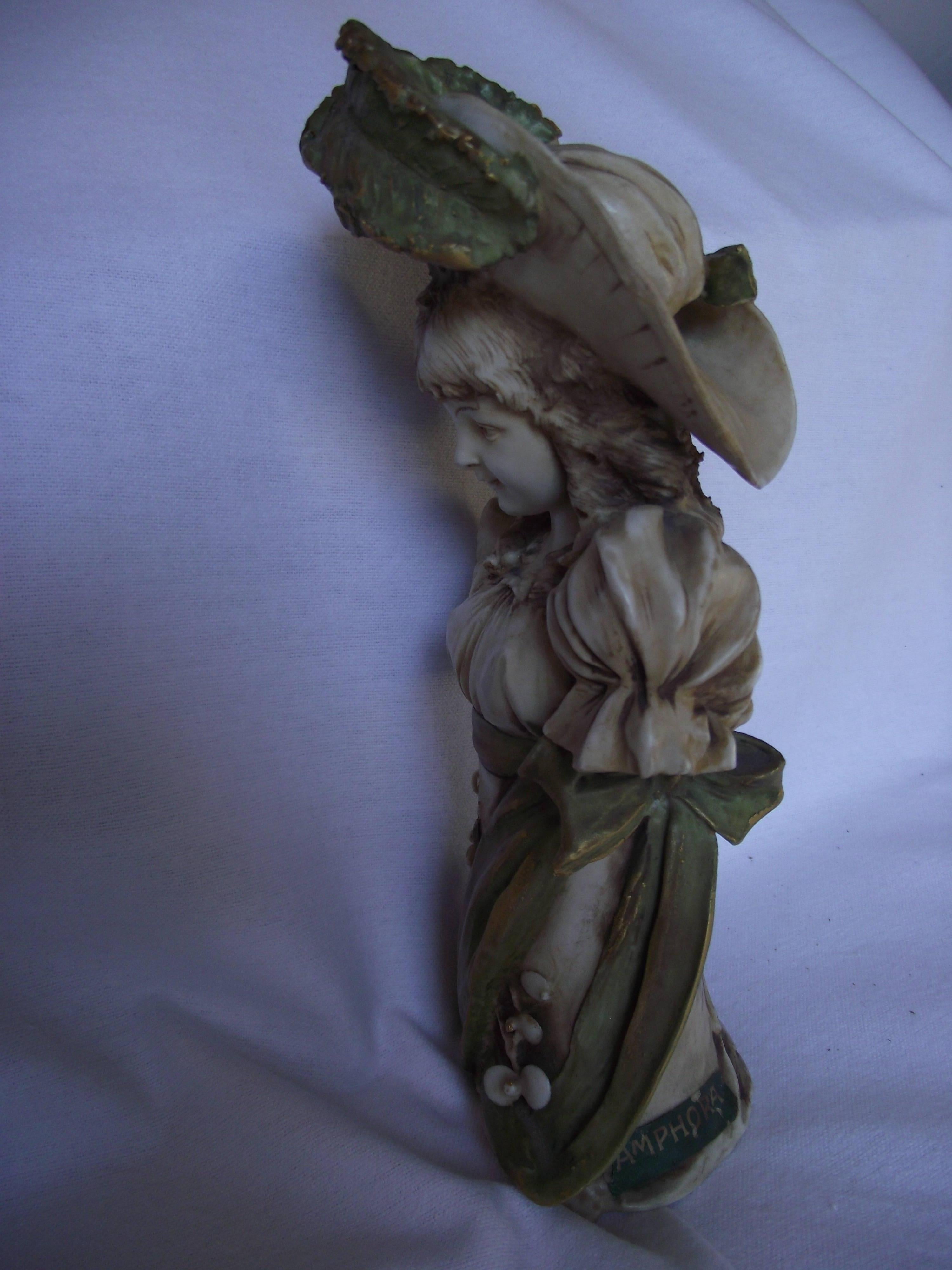 Art Nouveau Porcelain Girl Bust, Manner of Edward Stellmacher In Excellent Condition For Sale In Harrisburg, PA