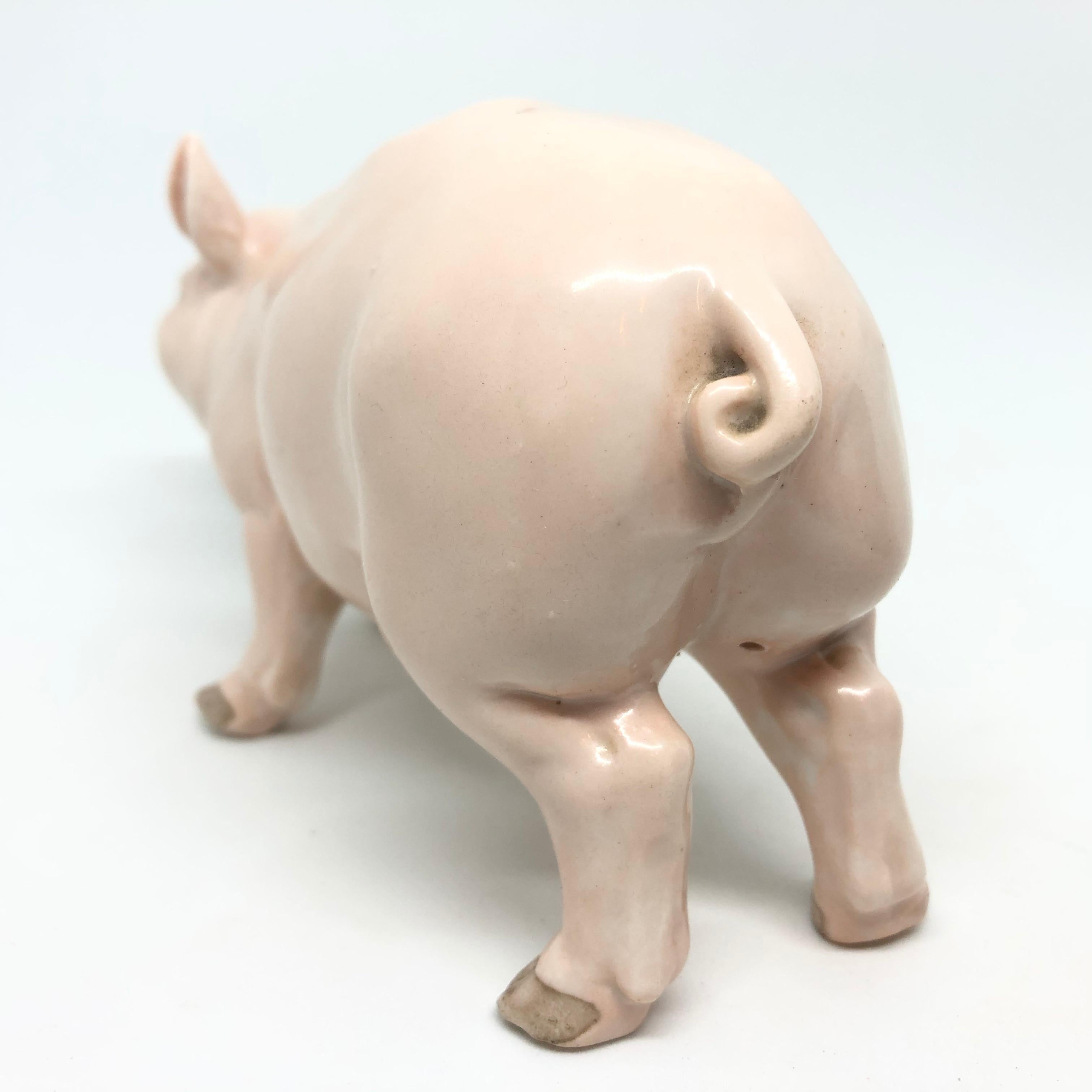 Fait main Attrape-tout en porcelaine Art Nouveau Cochon rose Antique:: allemand:: années 1910 en vente