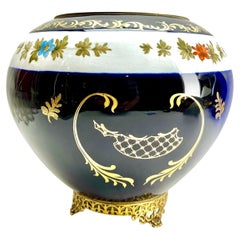 Vase porcelaine Art Nouveau estampillé Richelieu monté une base en laiton peinte à la main