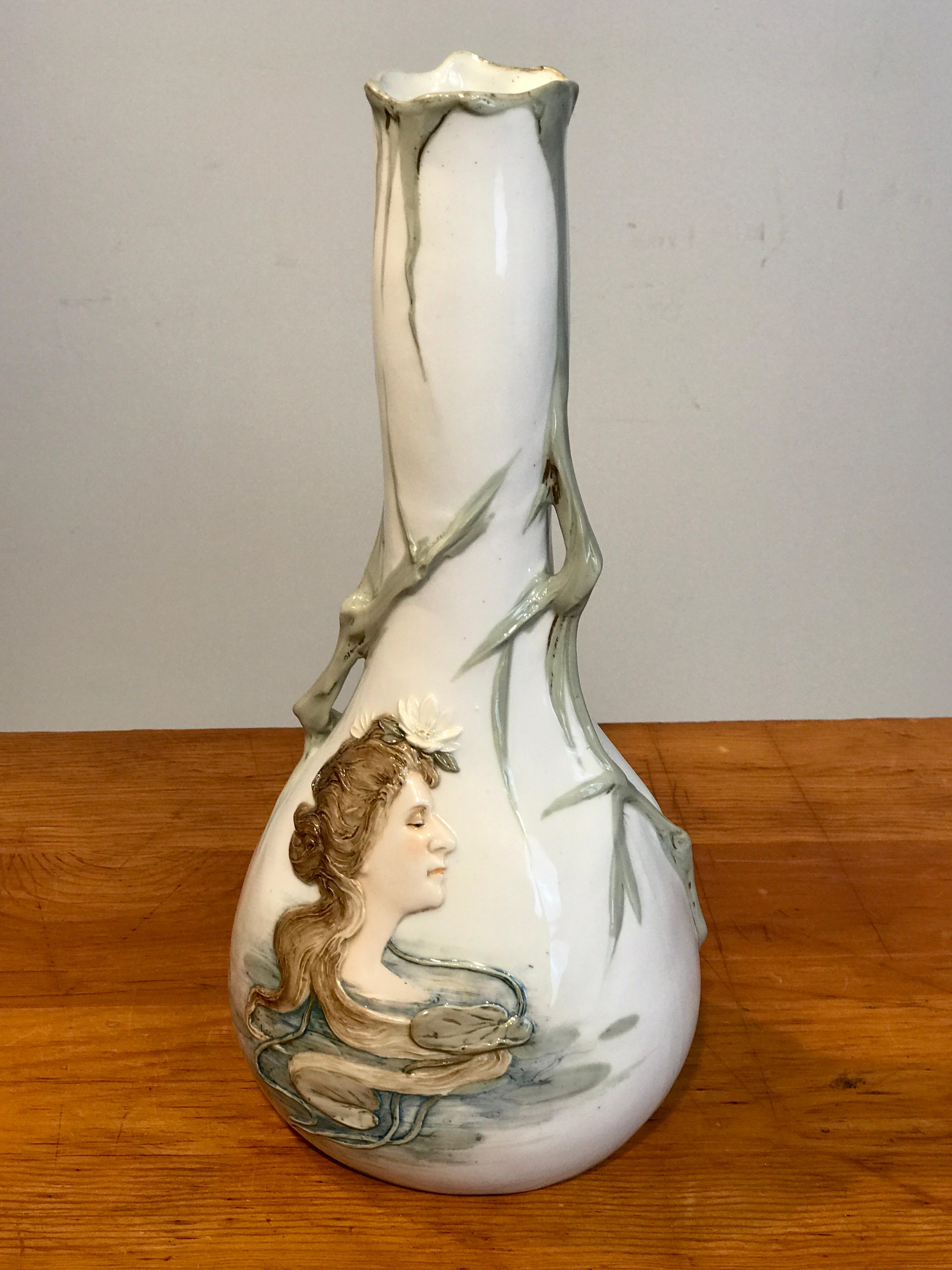 Art Nouveau Portrait Vase Attributed to Teplitz In Good Condition For Sale In West Palm Beach, FL