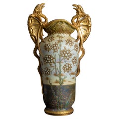 Jarrón Art Nouveau Pterodáctilo de RStK Ánfora con asas doradas, esmalte iridiscente