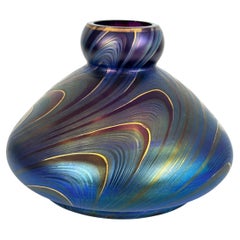 Antique Art Nouveau Pulled Feather Iridescent Glass Vase
