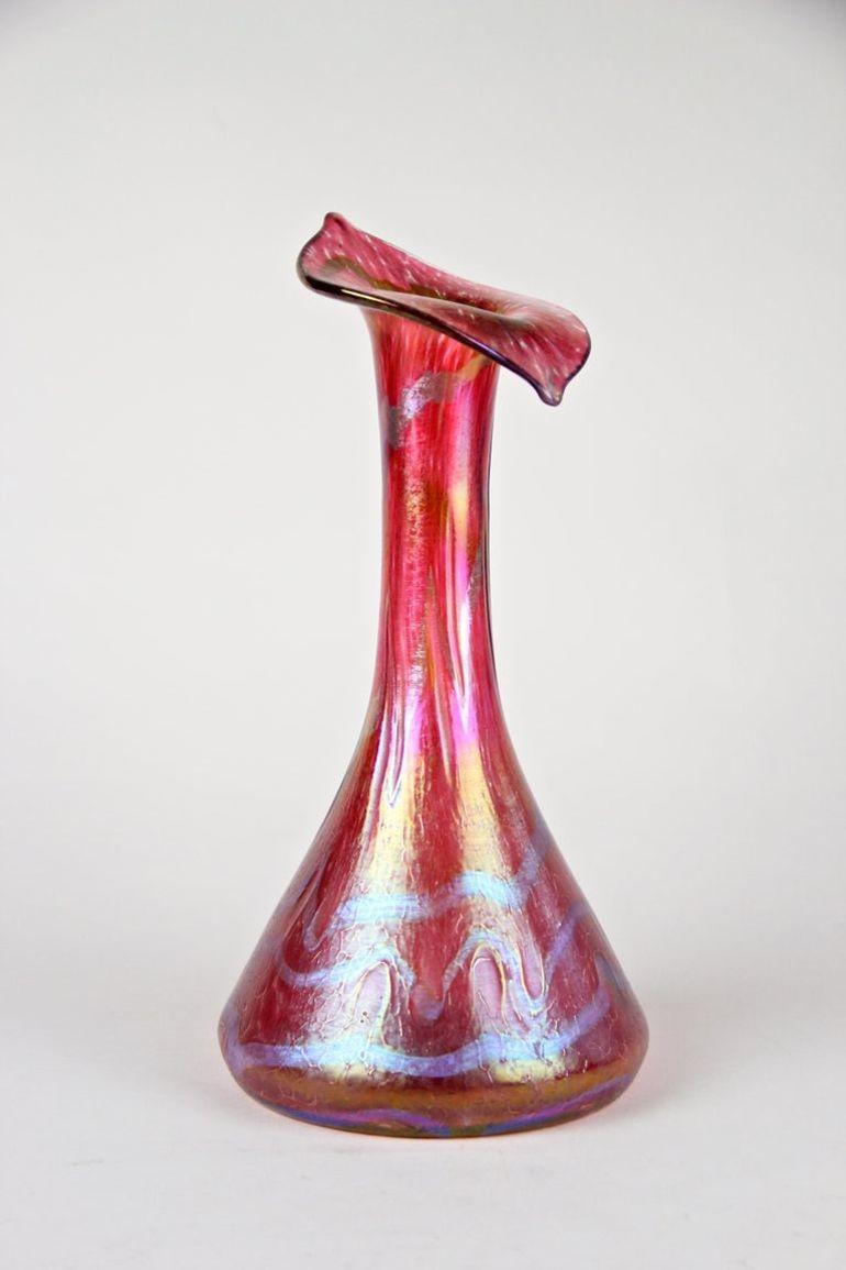 Tchèque Vase Art Nouveau en verre rouge de Fritz Heckert 