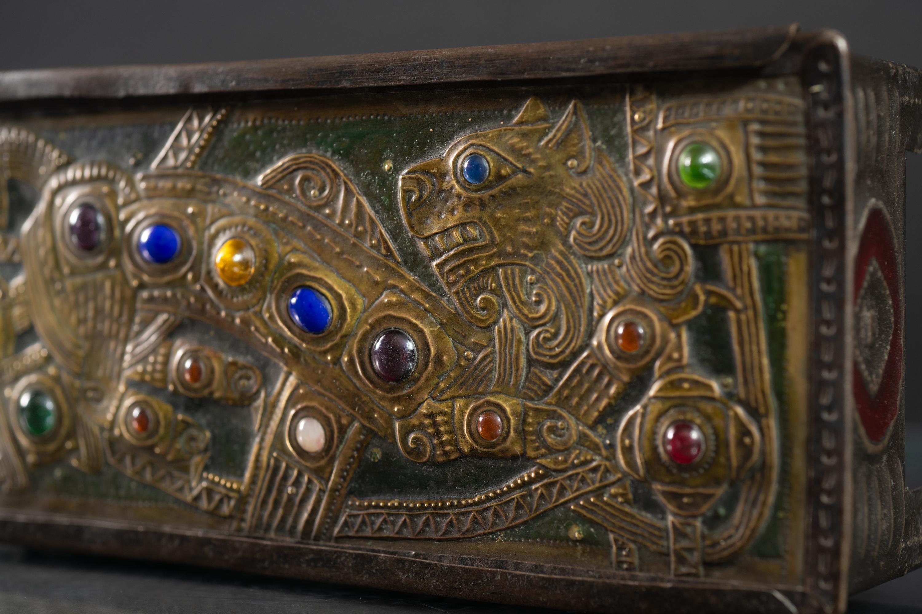Art Nouveau Regal Lion Repoussé Box by Alfred Daguet For Sale 3