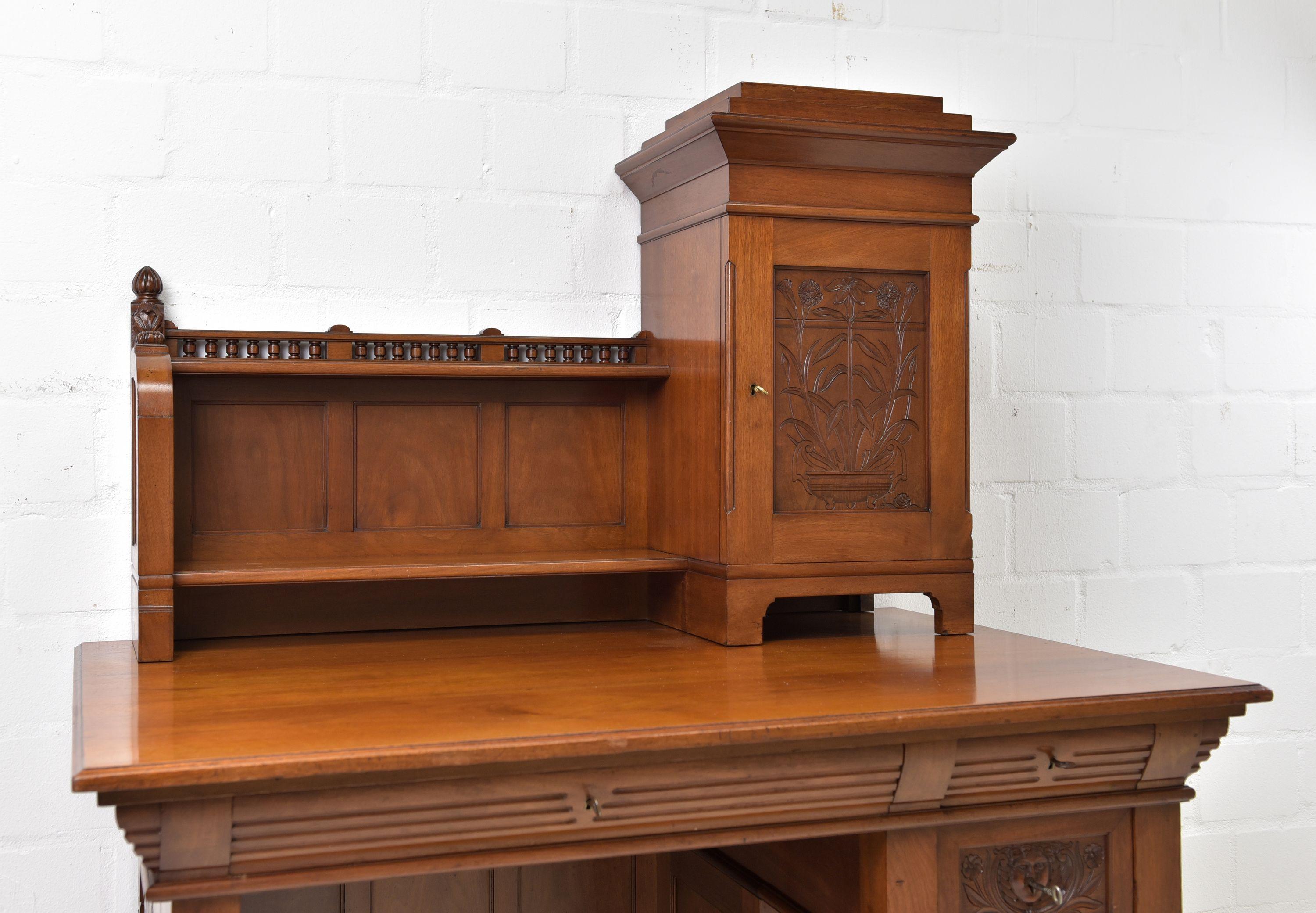 Art Nouveau Restoration Desk / Lady'S Desk in Walnut 4