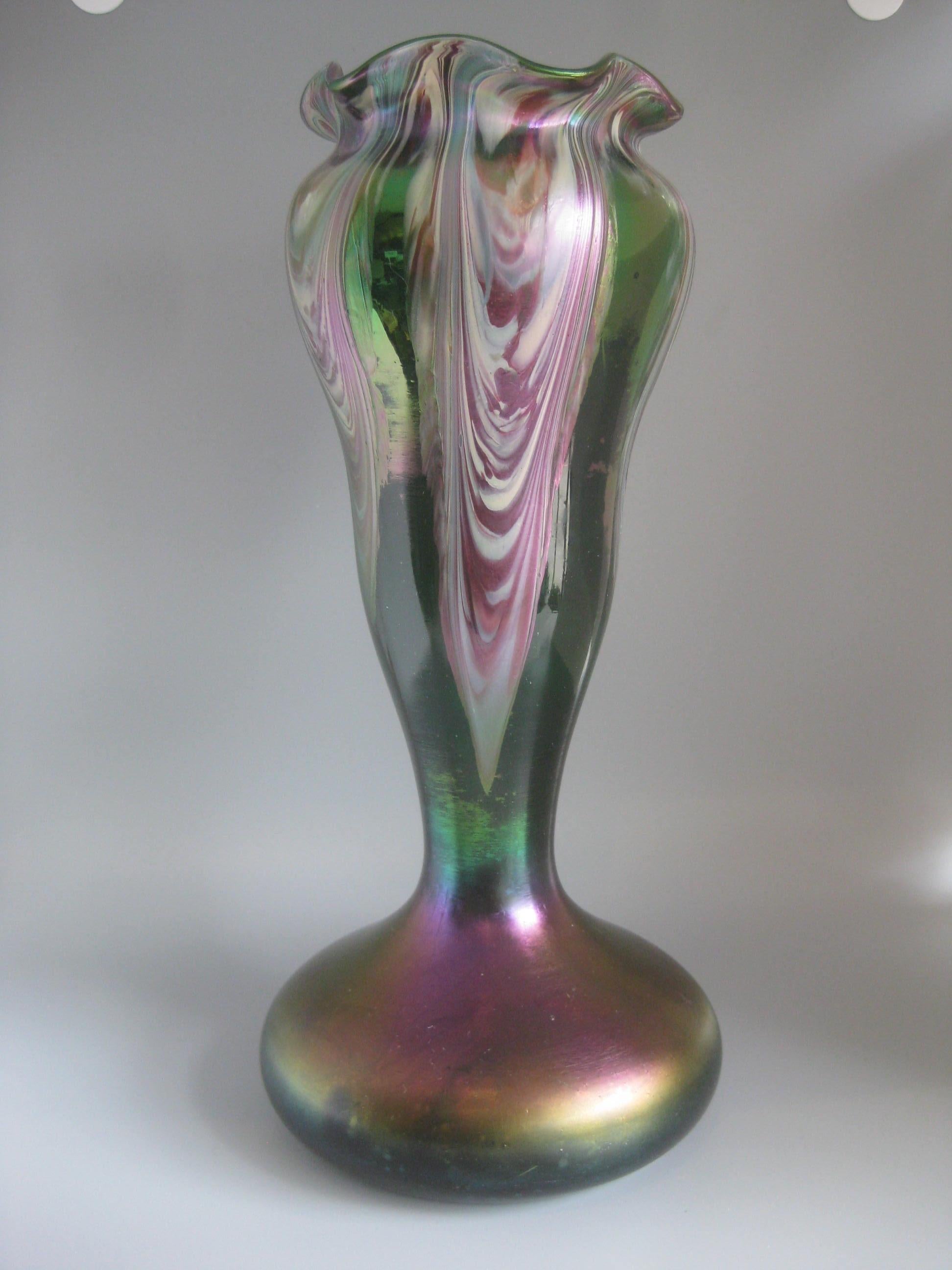 Jugendstil Rindskopf Pulled Feather Tschechisches böhmisches Kunstglas Loetz Stil Vase im Angebot 5