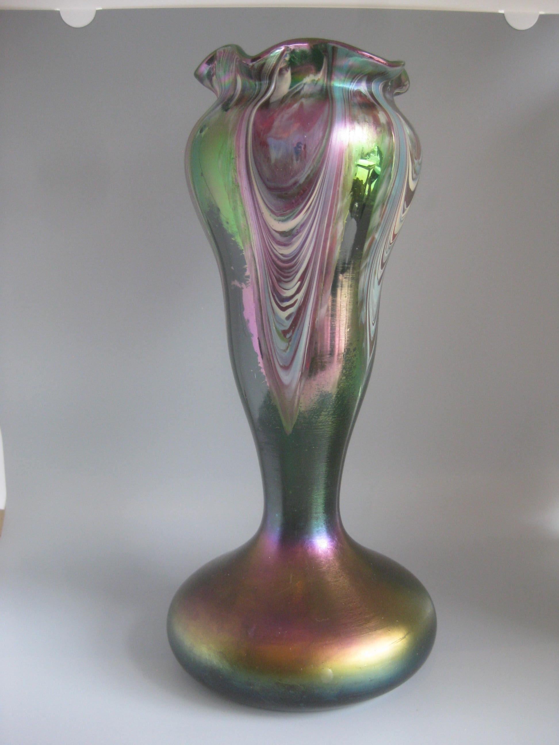 Jugendstil Rindskopf Pulled Feather Tschechisches böhmisches Kunstglas Loetz Stil Vase im Angebot 8