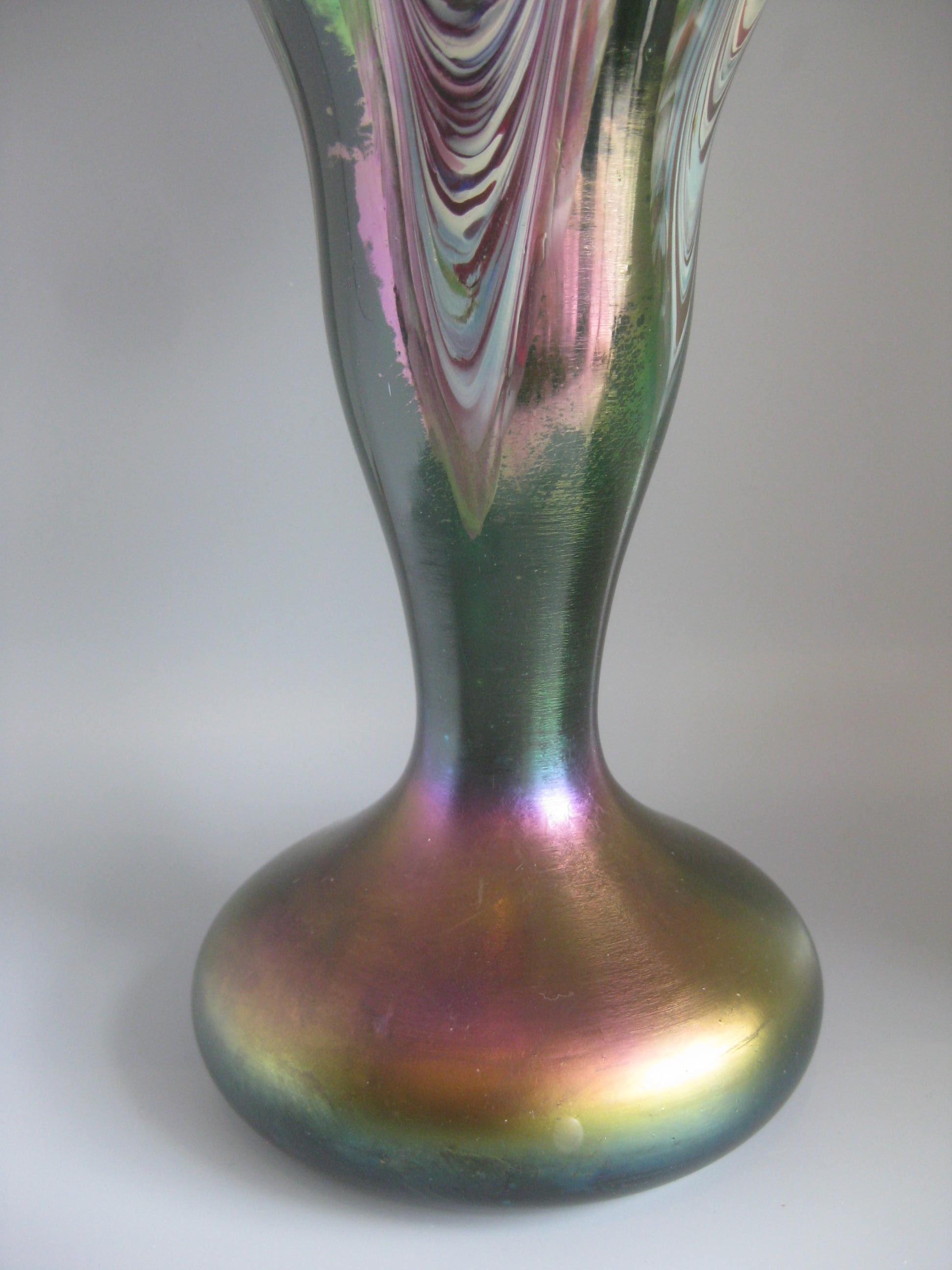 Jugendstil Rindskopf Pulled Feather Tschechisches böhmisches Kunstglas Loetz Stil Vase im Angebot 10