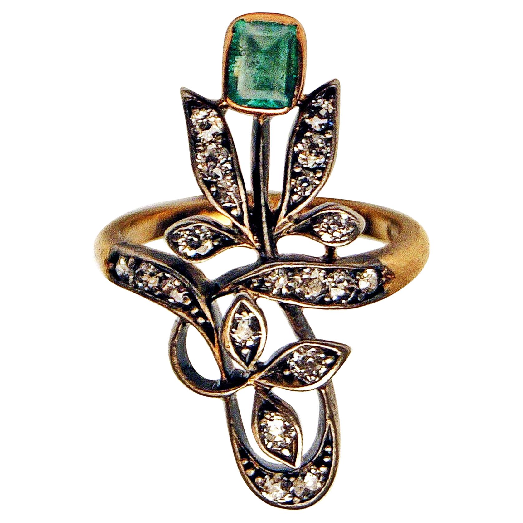 Art Nouveau Ring Gold 585 Diamonds Emerald Vienna Austria, circa 1900