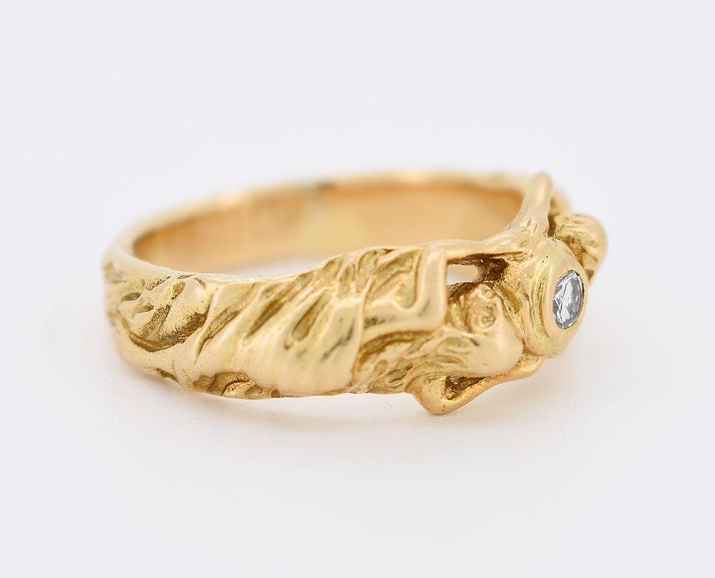 Brilliant Cut Art Nouveau Ring in 18K Gold and Diamond – Women’s Motif For Sale