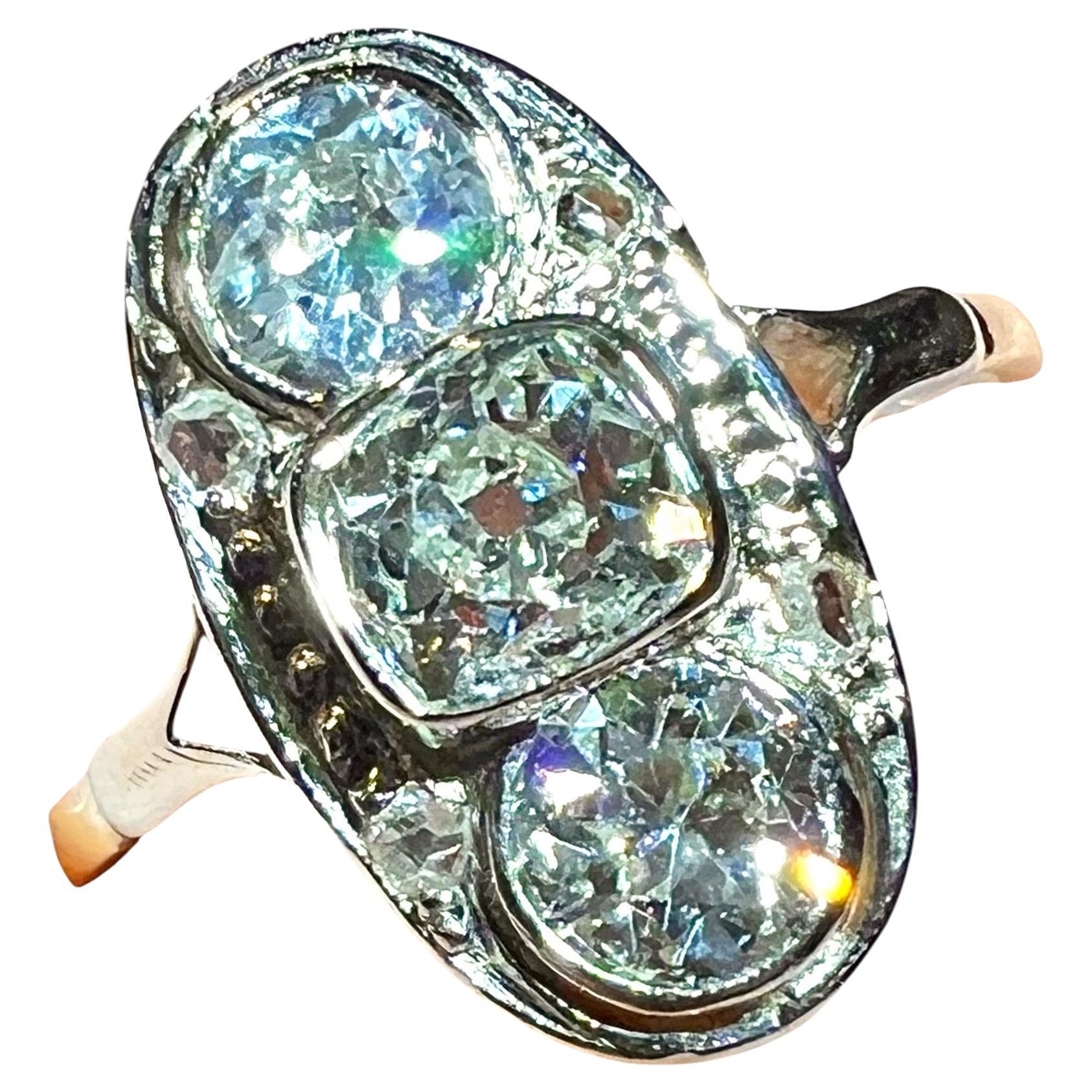 Anello Art Nouveau con diamanti taglio vecchio in oro 18 carati in vendita