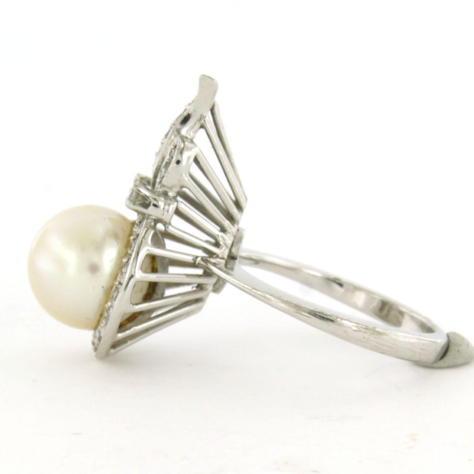 Anello in oro bianco 14k con perla e diamante taglio singolo fino a 0,20ct - F/G - VS/SI - misura US 5.25 - EU 16 (50)

descrizione dettagliata

la parte superiore dell'anello misura 2,3 cm di larghezza e 1,5 cm di altezza

Misura dell'anello US