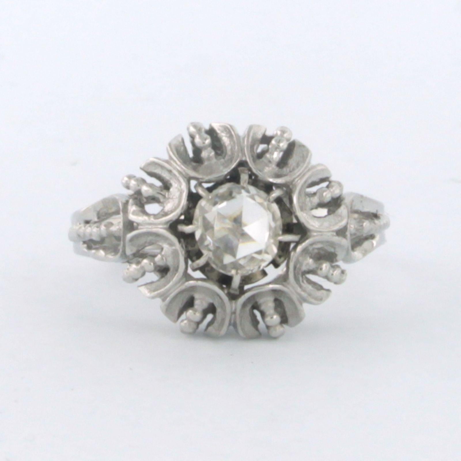 18k white gold ring set with rose cut diamond 0.40 ct F/G - VS - ring size US 7 - EU 17.25 (54)

detailed description:

the top of the ring is 1.3 cm wide and 9.0 mm high

Ring size US 7 - EU 17.25 (54), ring can be reduced a few sizes at cost