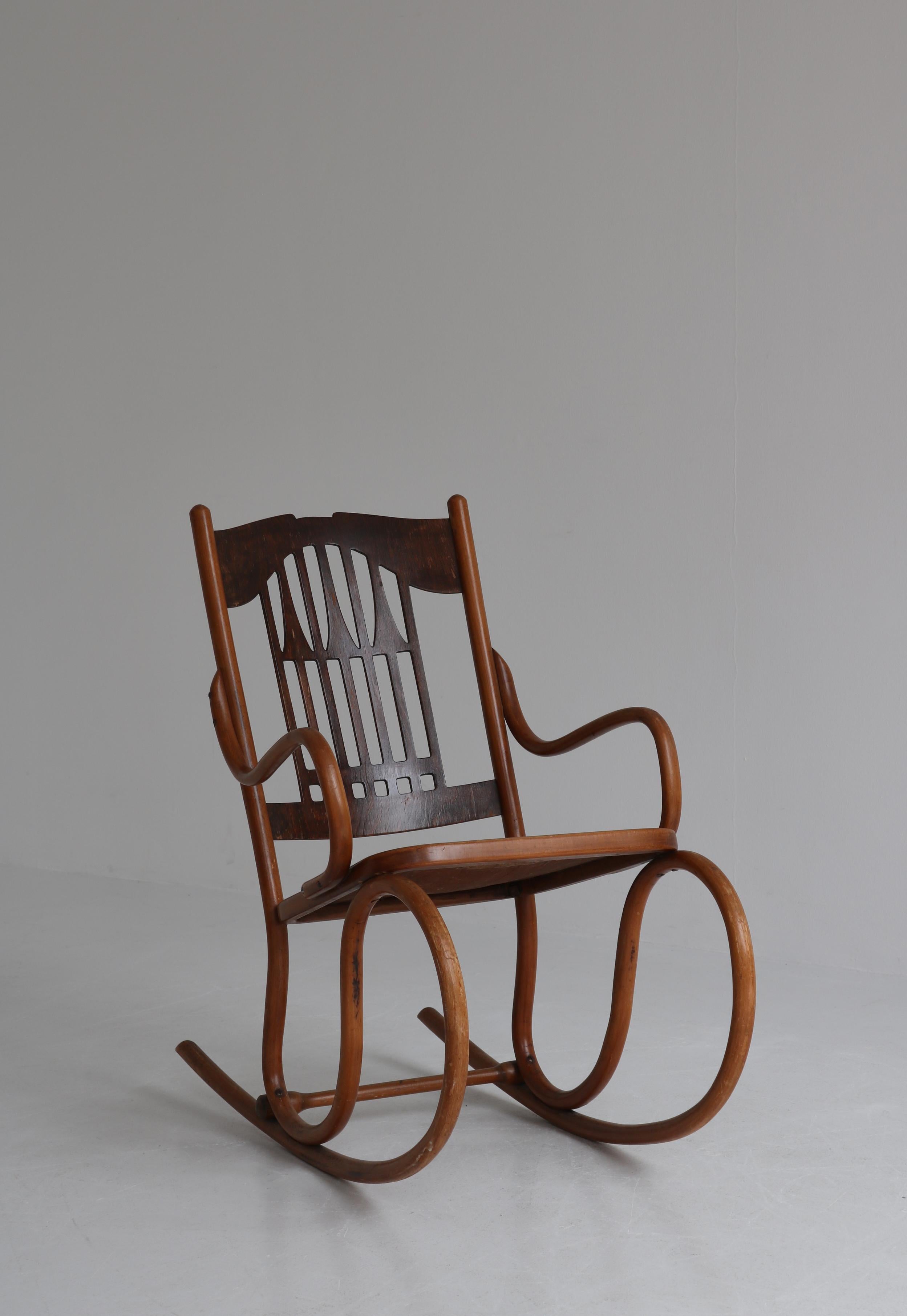 Austrian Art Nouveau Rocking Chair by Gustav Siegel for Jacob & Josef Kohn, Austria, 1904
