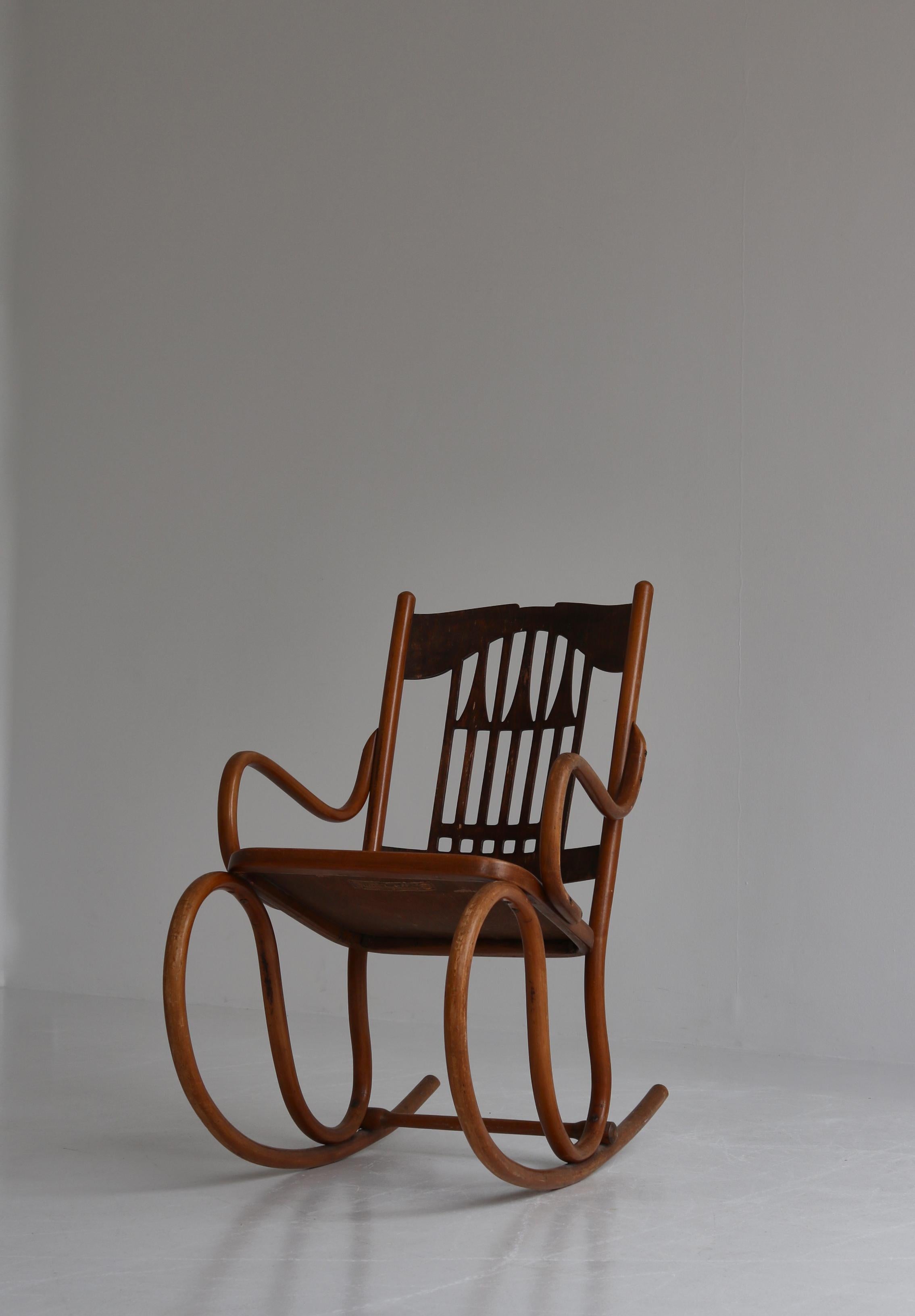 Bentwood Art Nouveau Rocking Chair by Gustav Siegel for Jacob & Josef Kohn, Austria, 1904