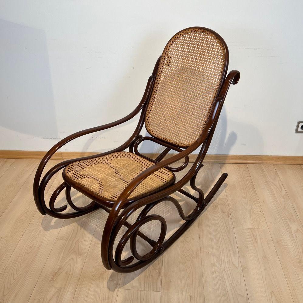 Polished Jugendstil Rocking Chair by Thonet, Stained Beech, Weave, Austria circa 1910 For Sale