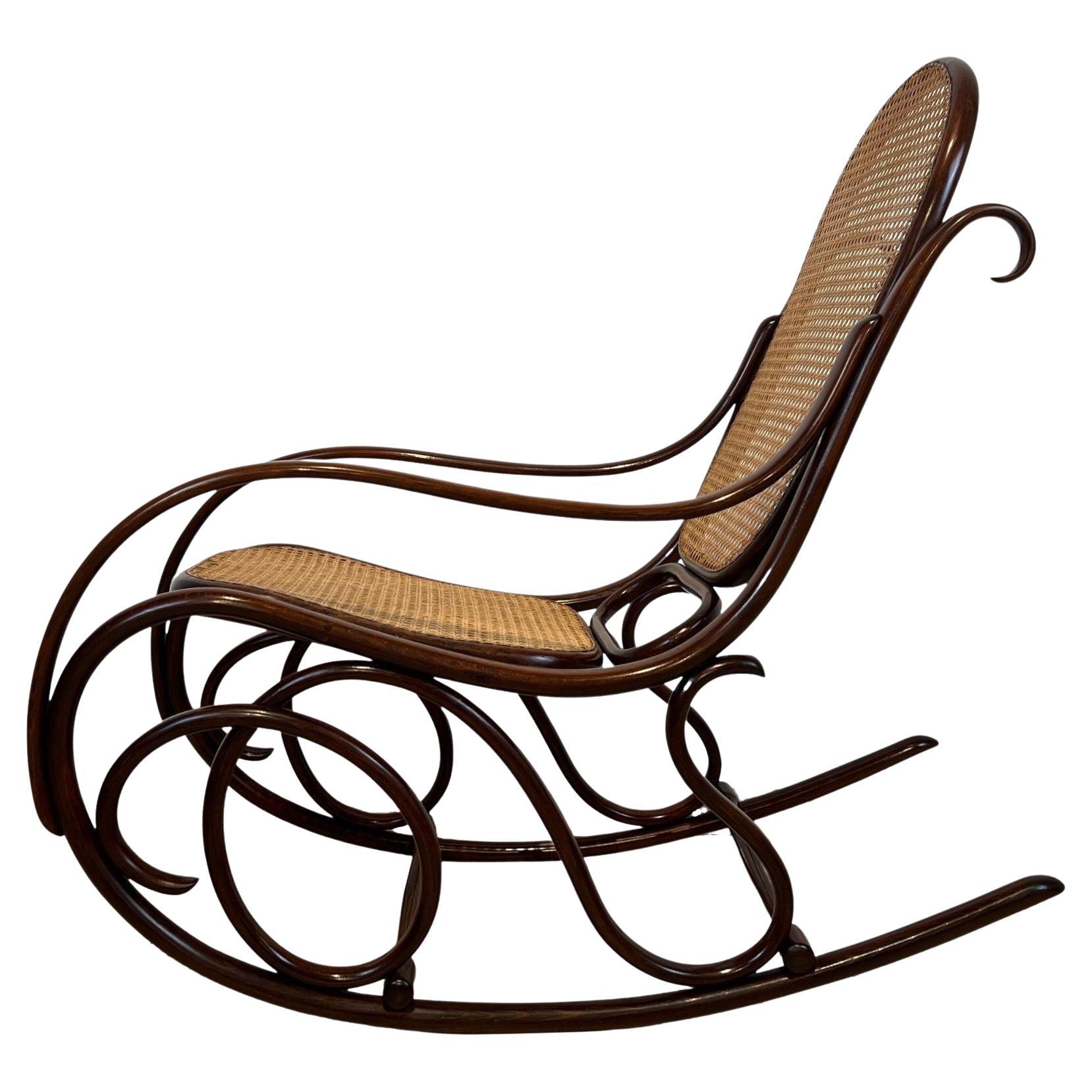 Jugendstil Rocking Chair by Thonet, Stained Beech, Weave, Austria circa 1910 For Sale