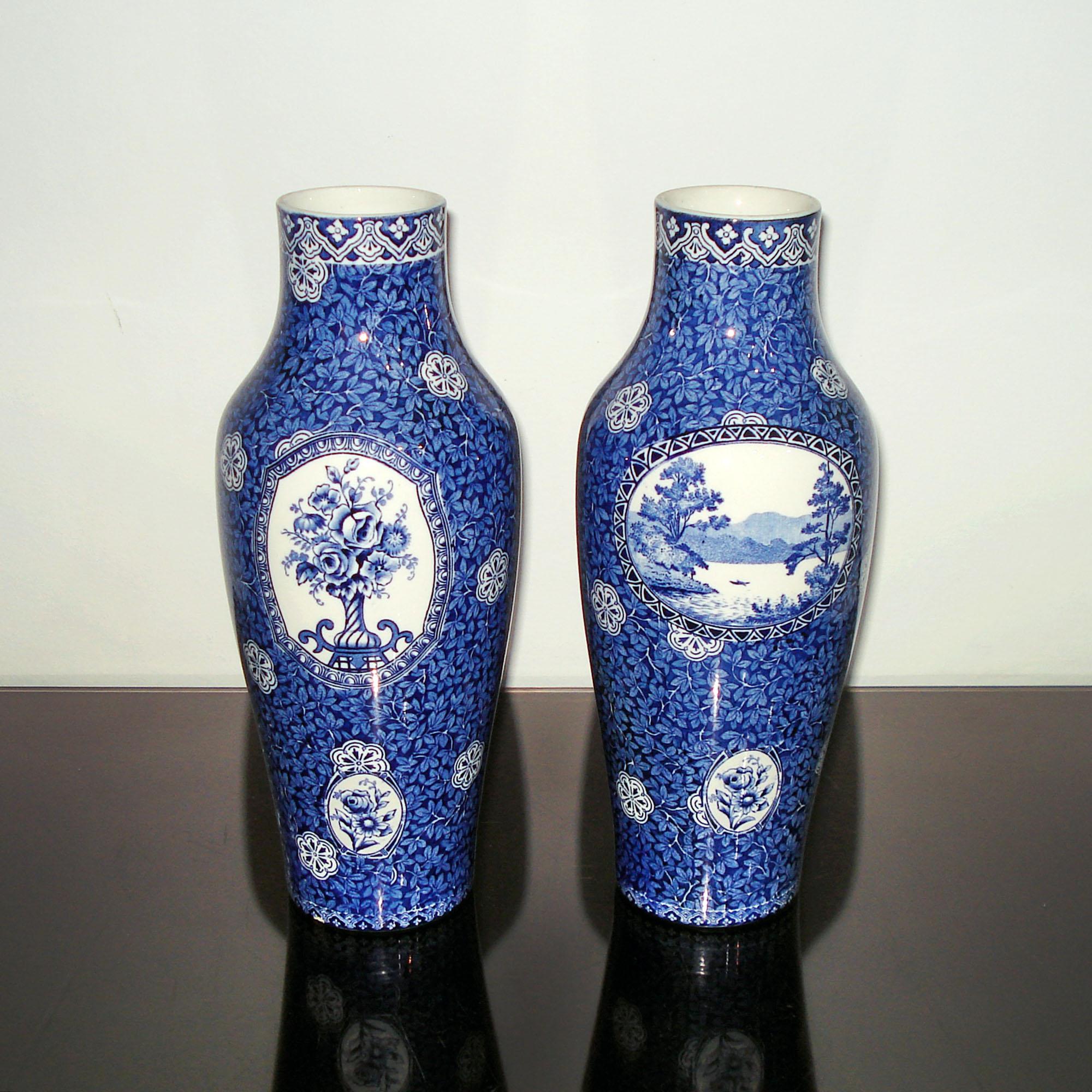 Art Nouveau Rörstrand Pair of Porcelain Vases, Sweden, 19th Century For Sale 1