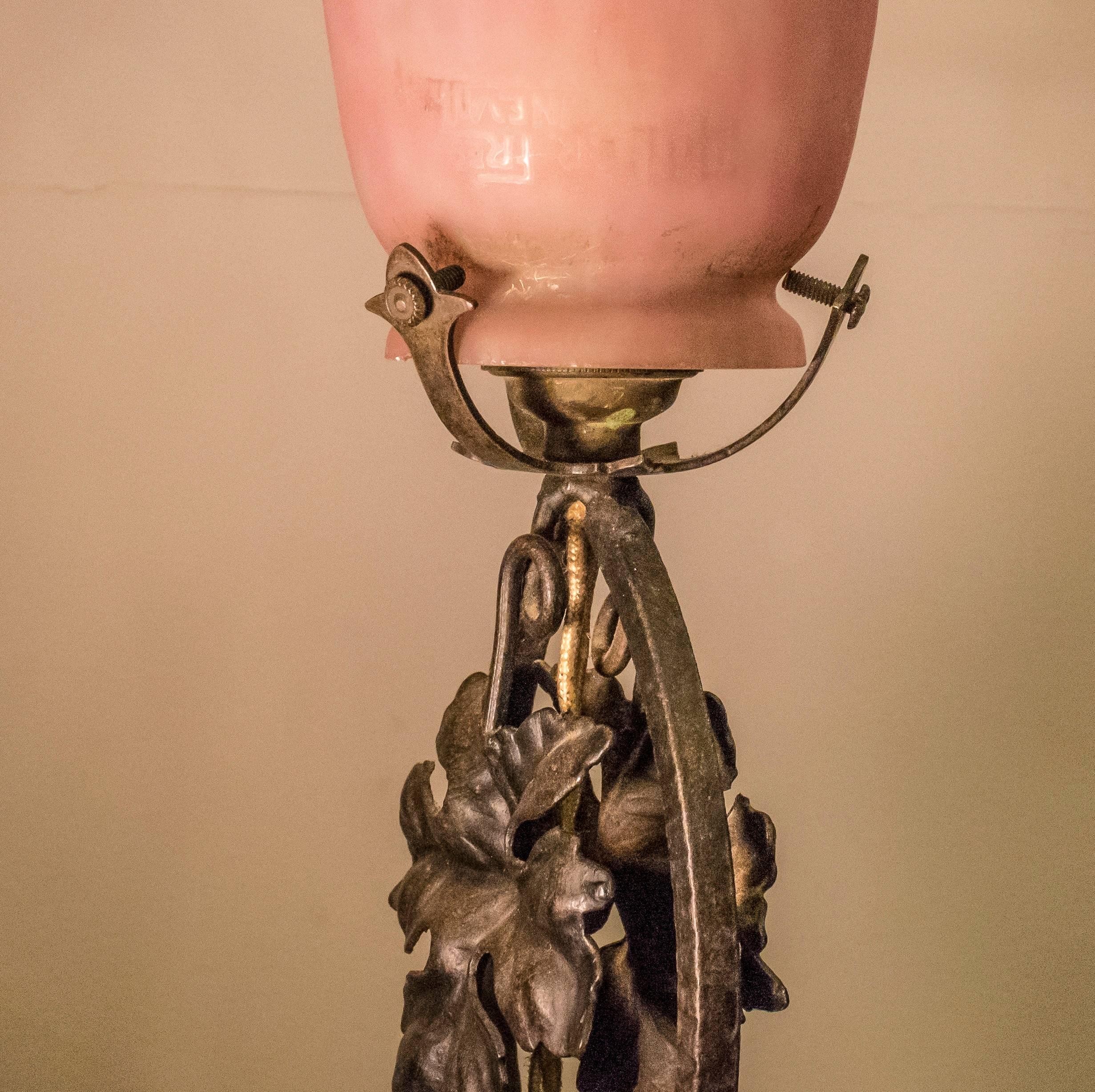 Art Nouveau rose and mauve glass lamp by Luneville Freres, signed.
A exquisite and one of a kind table lamp, circa 1910 from France. In a perfect condition.