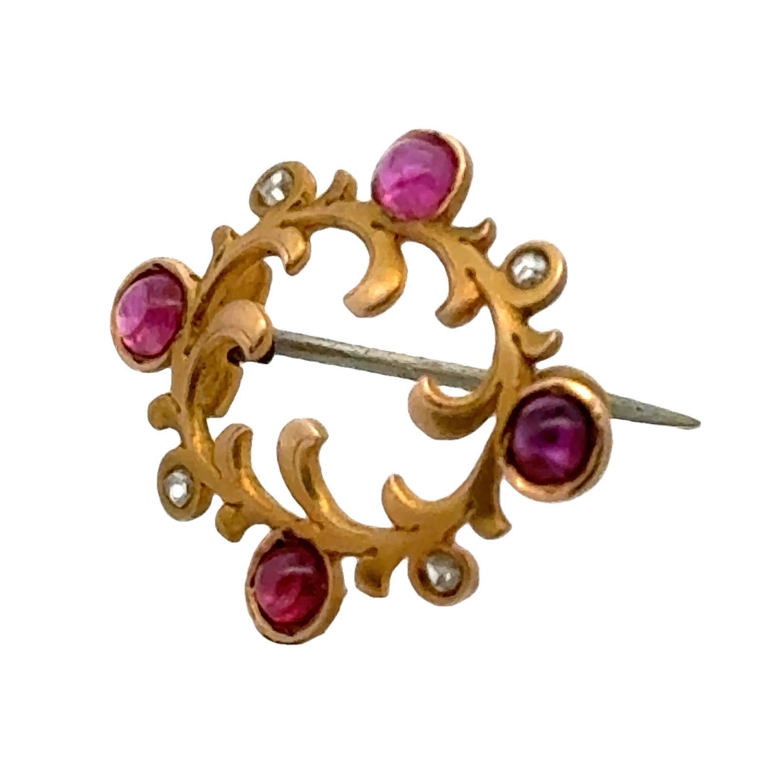 Cabochon Art Nouveau Rose Cut Diamond Ruby 14 Karat Yellow Gold Brooch