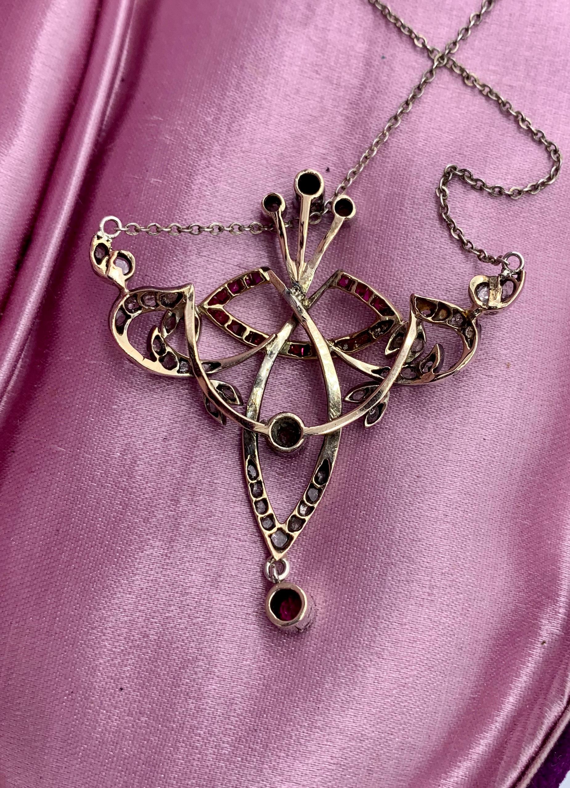 Art Nouveau Rose Cut Diamond Ruby Necklace Belle Époque Pendant For Sale 5