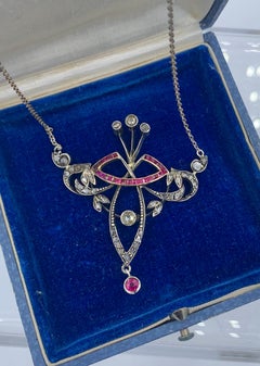 Art Nouveau Rose Cut Diamond Ruby Necklace Belle Époque Pendant