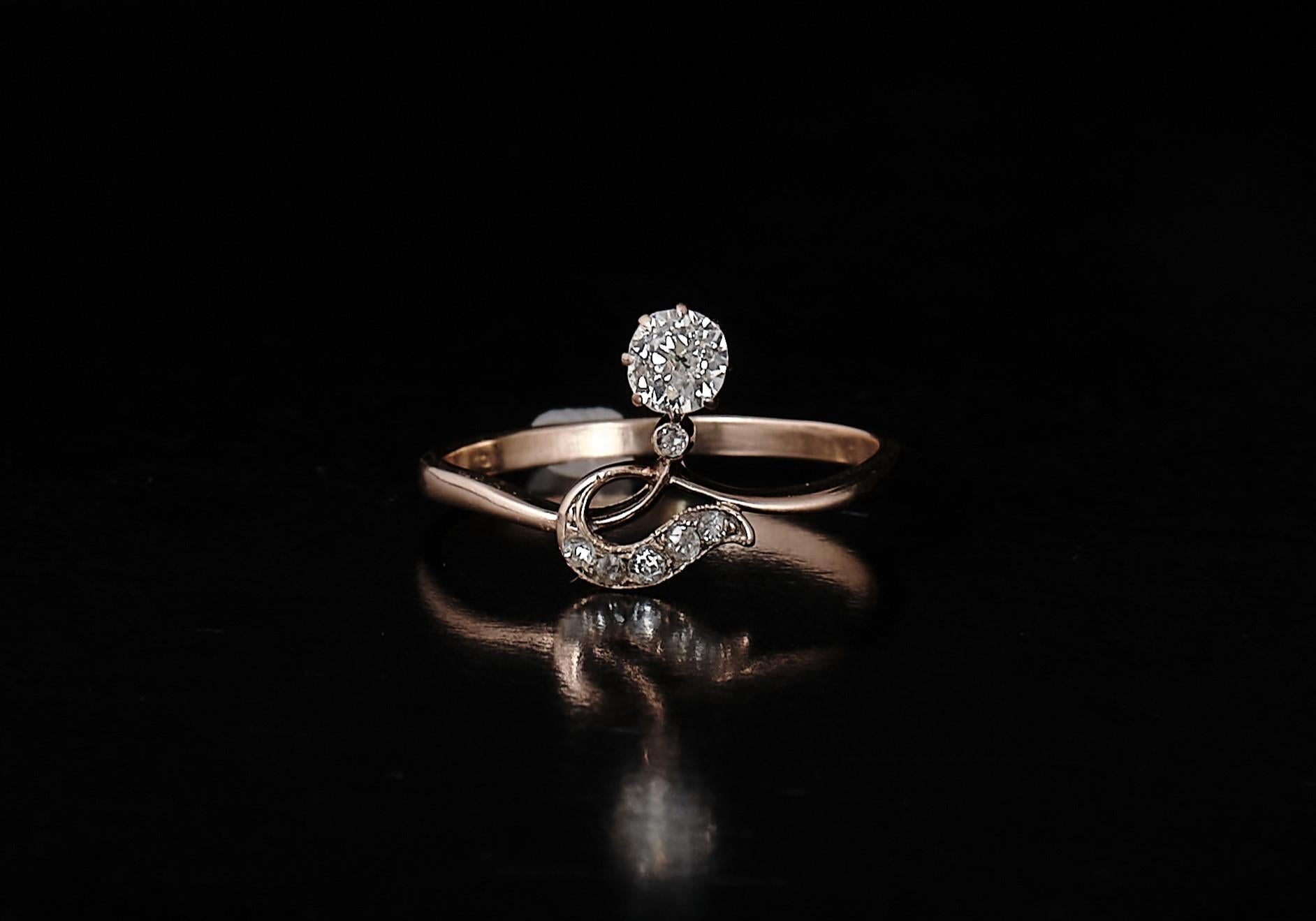 Art Nouveau rose gold diamond ring In Good Condition For Sale In Malmö, SE