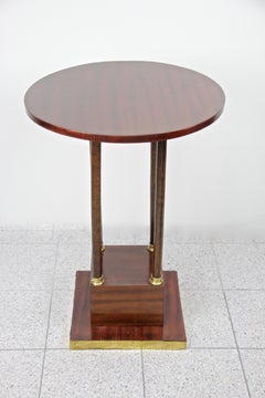 Art Nouveau Round Mahogany Coffee Table Early 20th Century, Austria, circa 1910