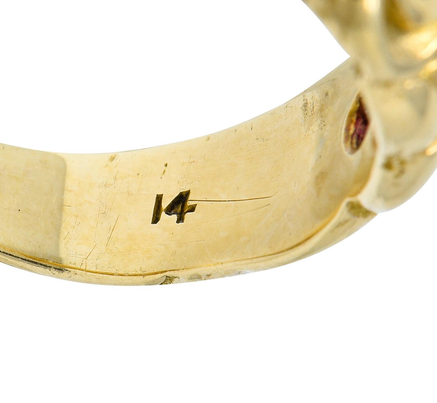 Art Nouveau Ruby 14 Karat Gold Three-Stone Band Ring 2