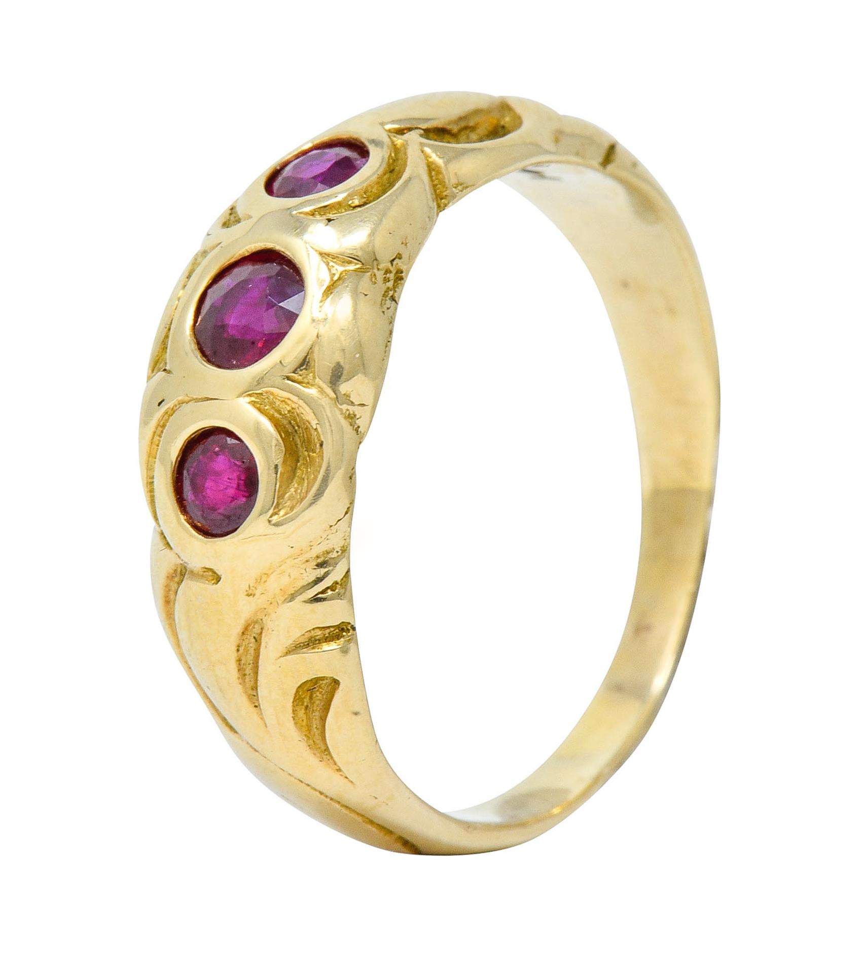 Art Nouveau Ruby 14 Karat Gold Three-Stone Band Ring 4