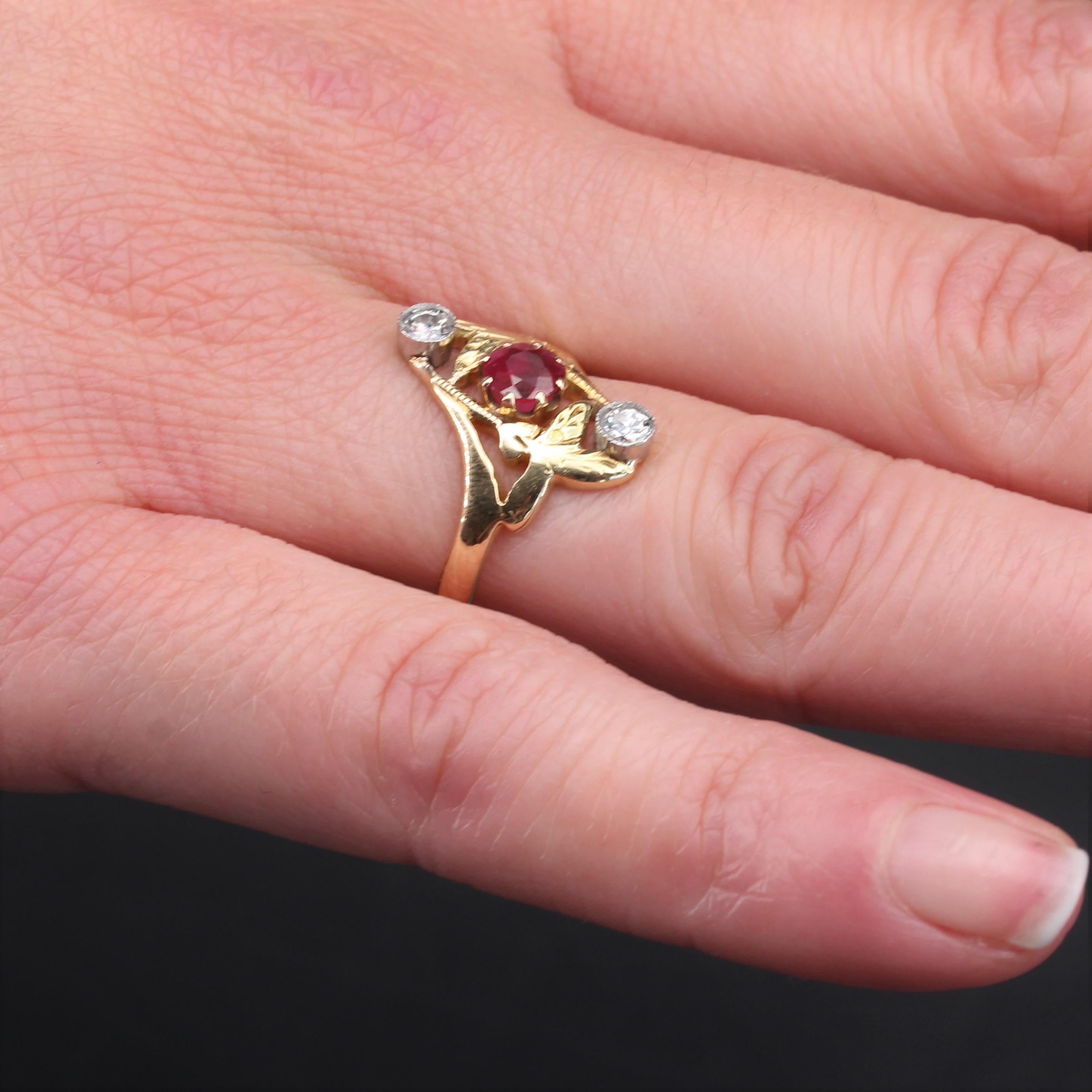 Art Nouveau Ruby Diamonds 18 Karat Yellow Gold Ring For Sale 6
