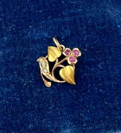 Collana con ciondolo in oro 18 carati con diamante taglio rosa e rubino Art Nouveau