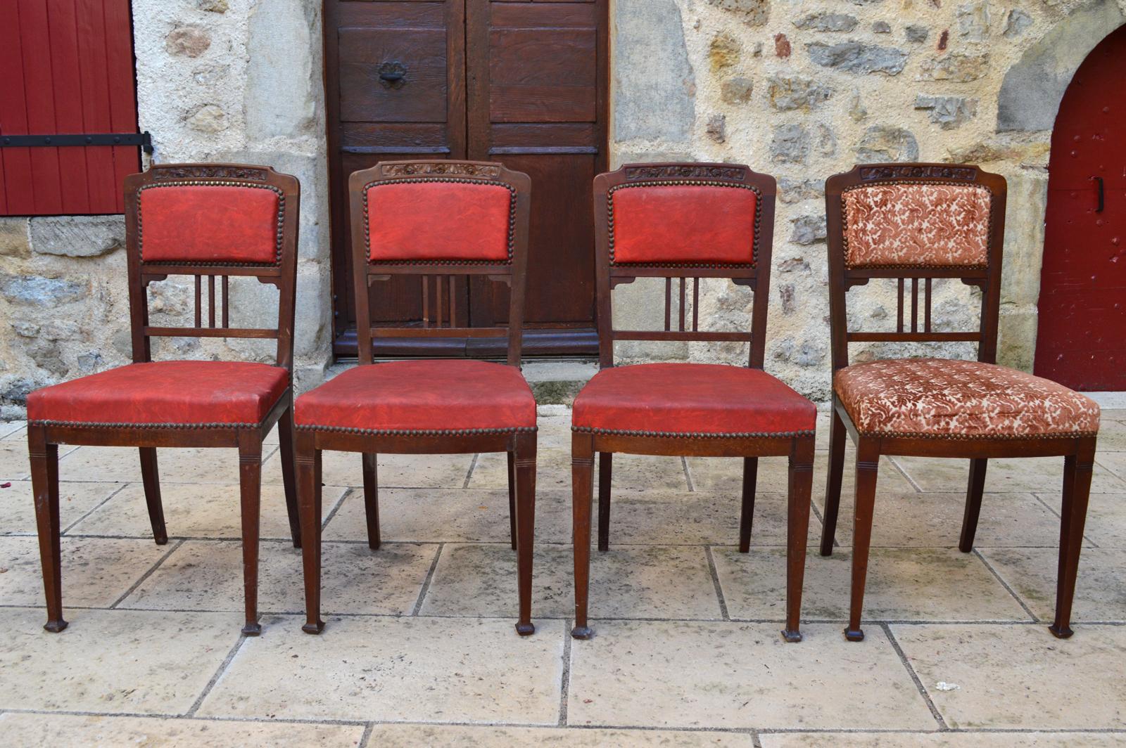 Art Nouveau Salon Set in Carved Mahogany on a Floral Theme, circa 1900 For Sale 8