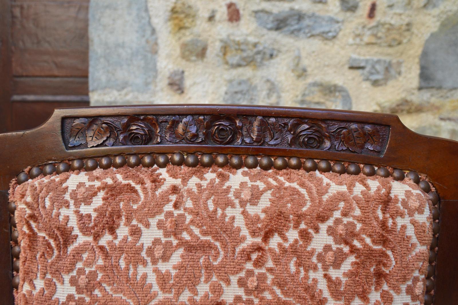 Art Nouveau Salon Set in Carved Mahogany on a Floral Theme, circa 1900 For Sale 9