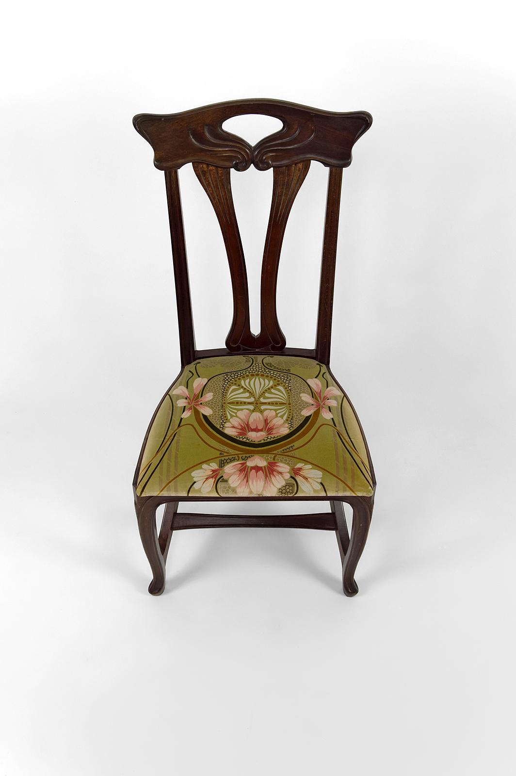 Art Nouveau salon set of 3, 2 armchairs and 1 chair, France, Circa 1900 For Sale 9