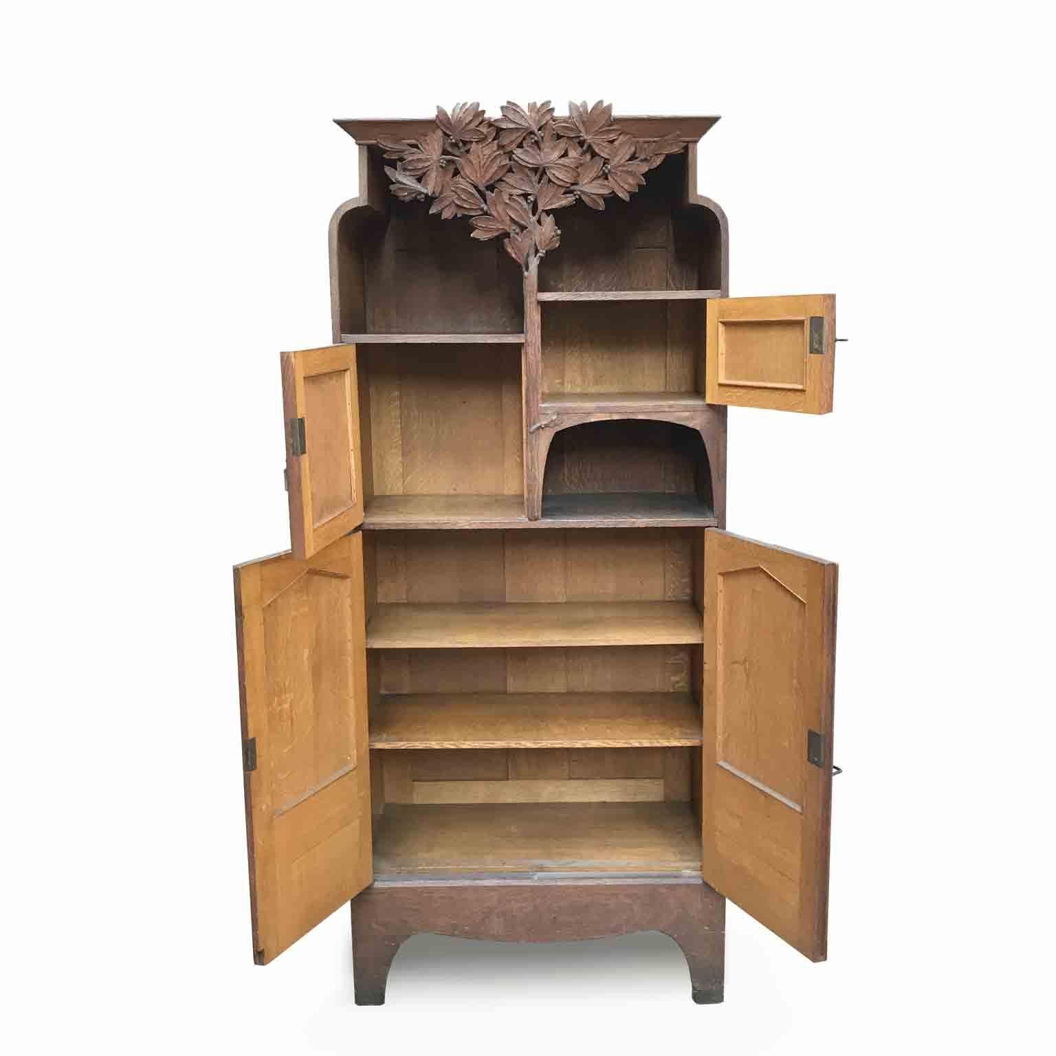 Art Nouveau Scottish Mackintosh Style Cabinet Carved Oak Floral Copper Panels In Good Condition In Milan, IT