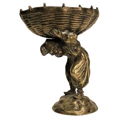 Art Nouveau Sculptural Gilded Vienna Bronze Candy Bowl, ca. 1900