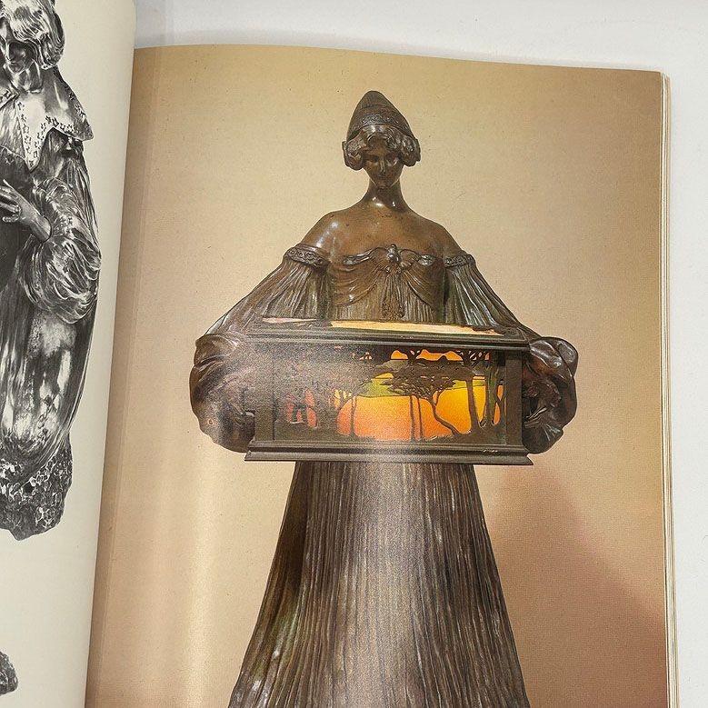 Art nouveau Livre « Sculpture Refrence » d'Alastair Duncan, 1ère édition 1978 en vente