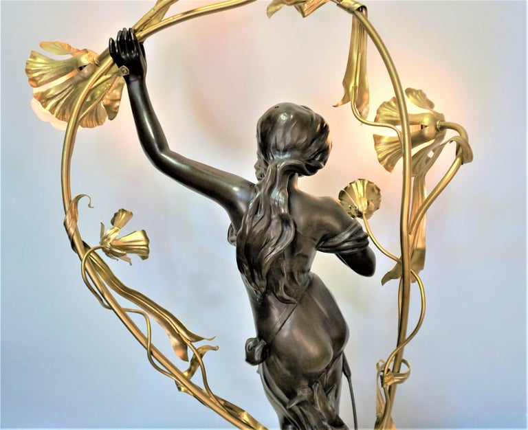 Art Nouveau Sculpture Table Lamp In Good Condition For Sale In Fairfax, VA