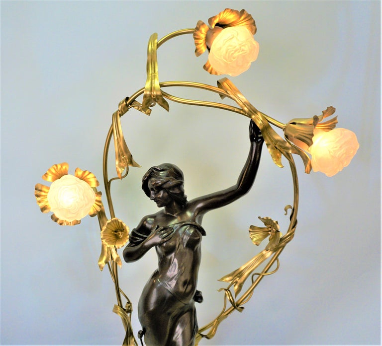 Bronze Art Nouveau Sculpture Table Lamp For Sale