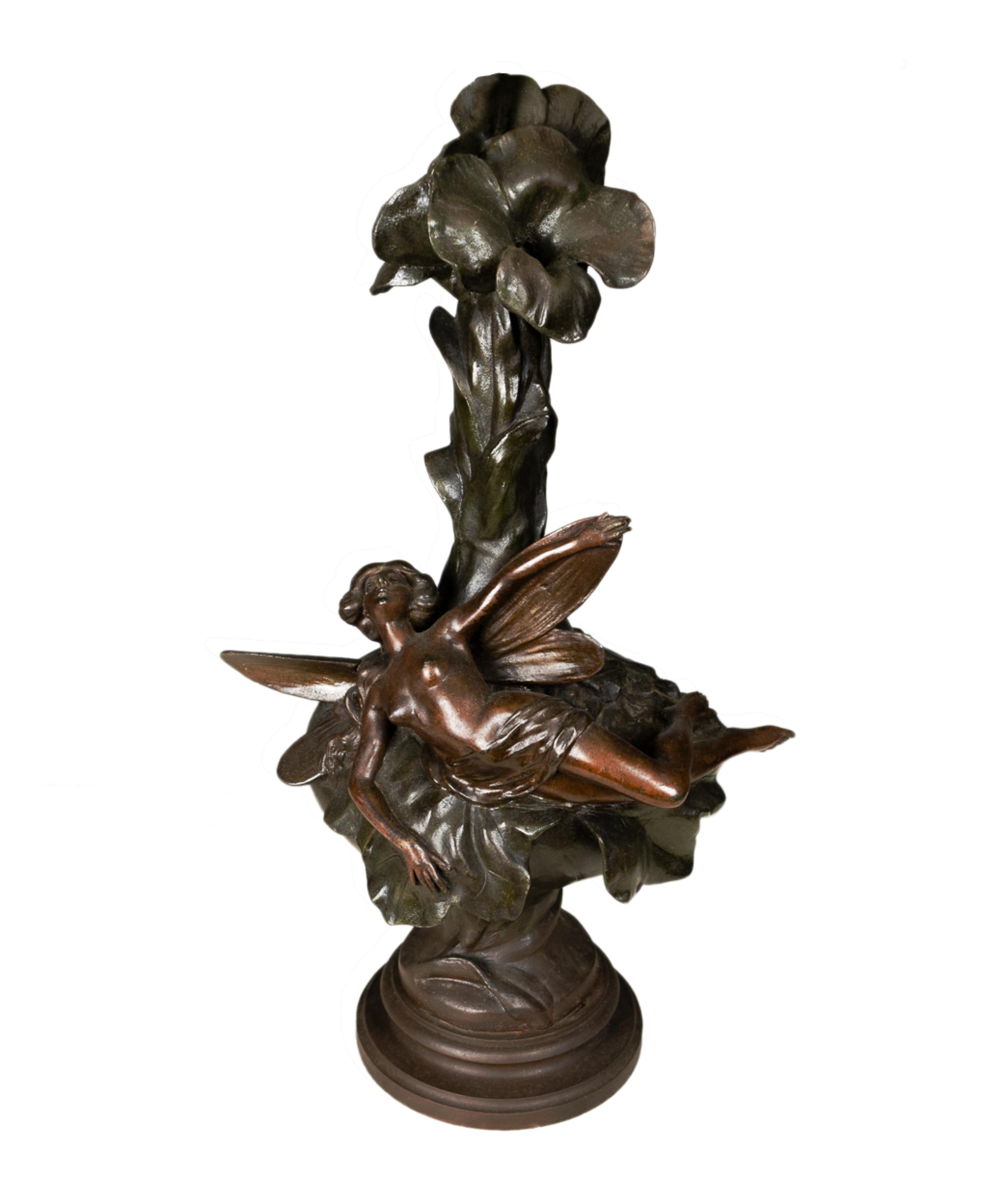 Art Nouveau Sculpture Vase: Enchanting Fairy (Circa 1897) In Good Condition For Sale In Lisbon, PT
