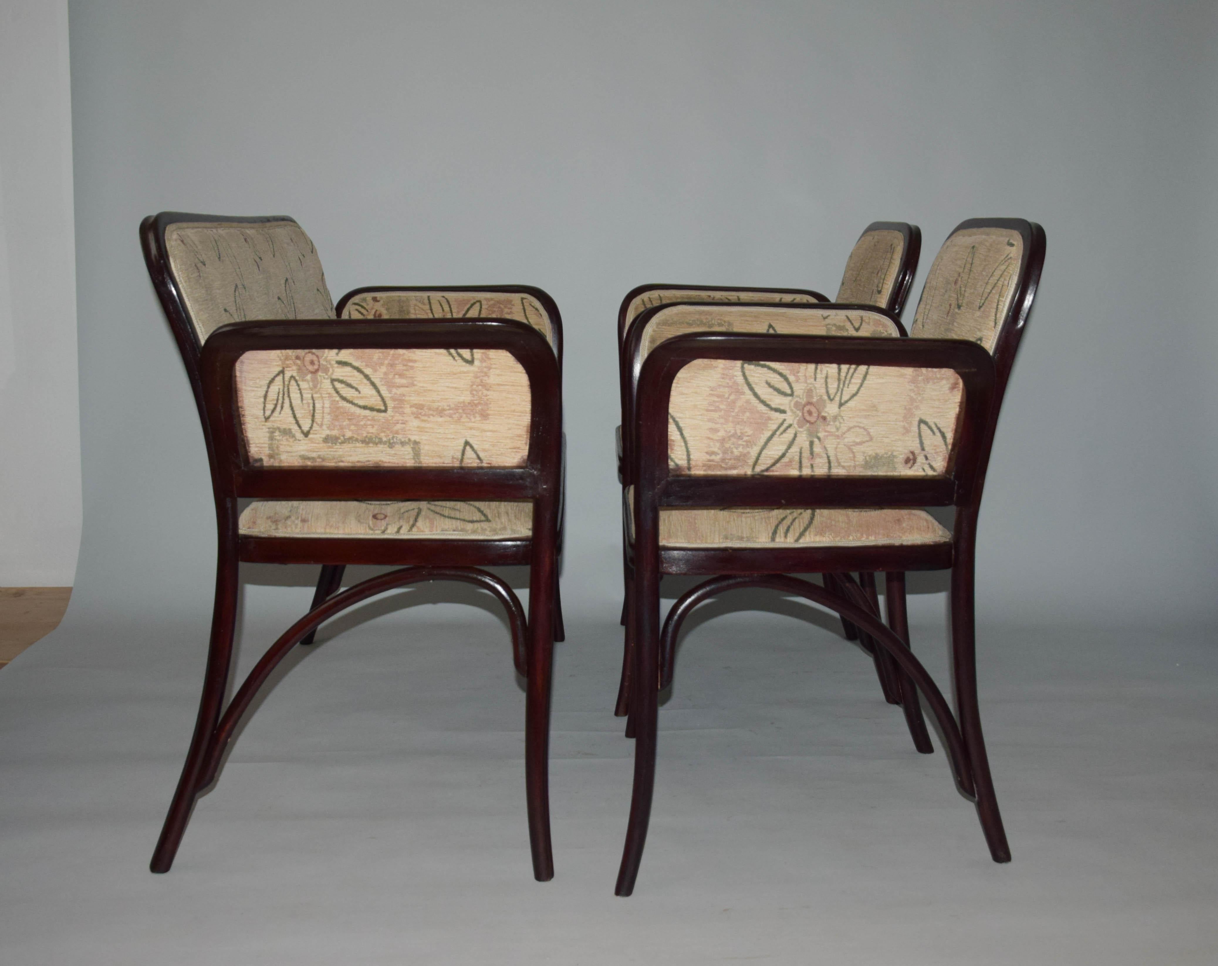 Set of Thonet sofa type 6285 and two armchairs Thonet 6585.
Rare type designed by Otto Wagner.
Recently reupholstered.
Shellac finish.
Dimensions of armchair: H: 90cm, D: 58cm, W: 64cm.